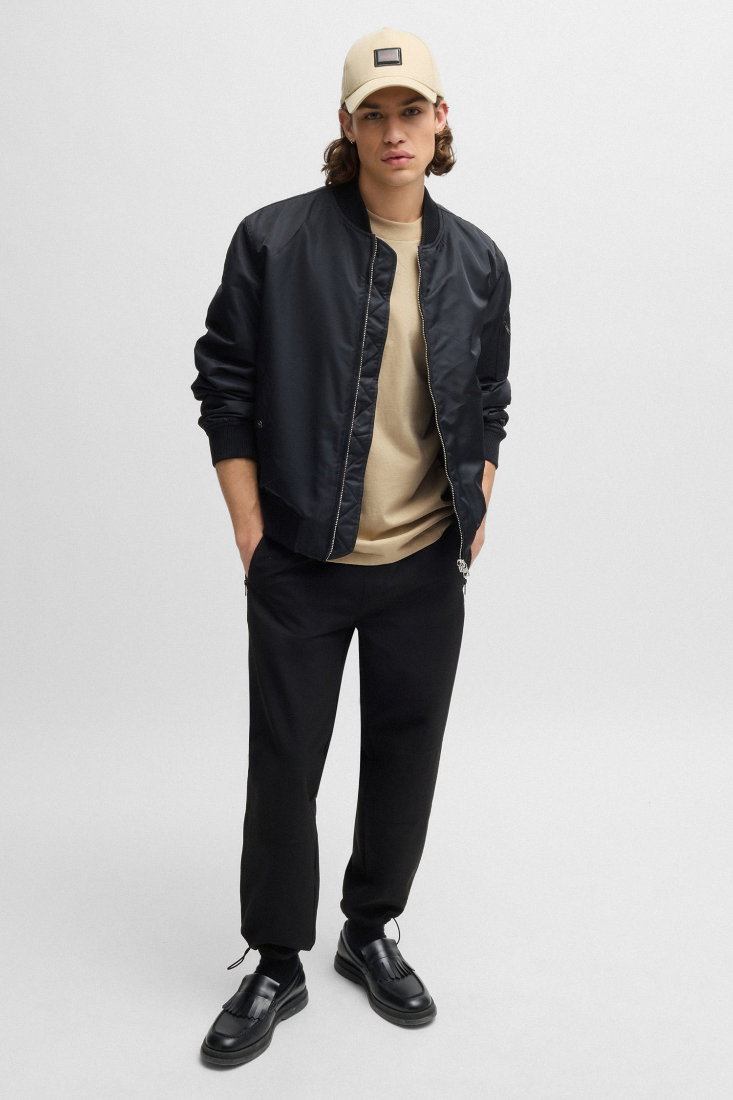 Чоловіча бежева футболка HUGO 50488330;281