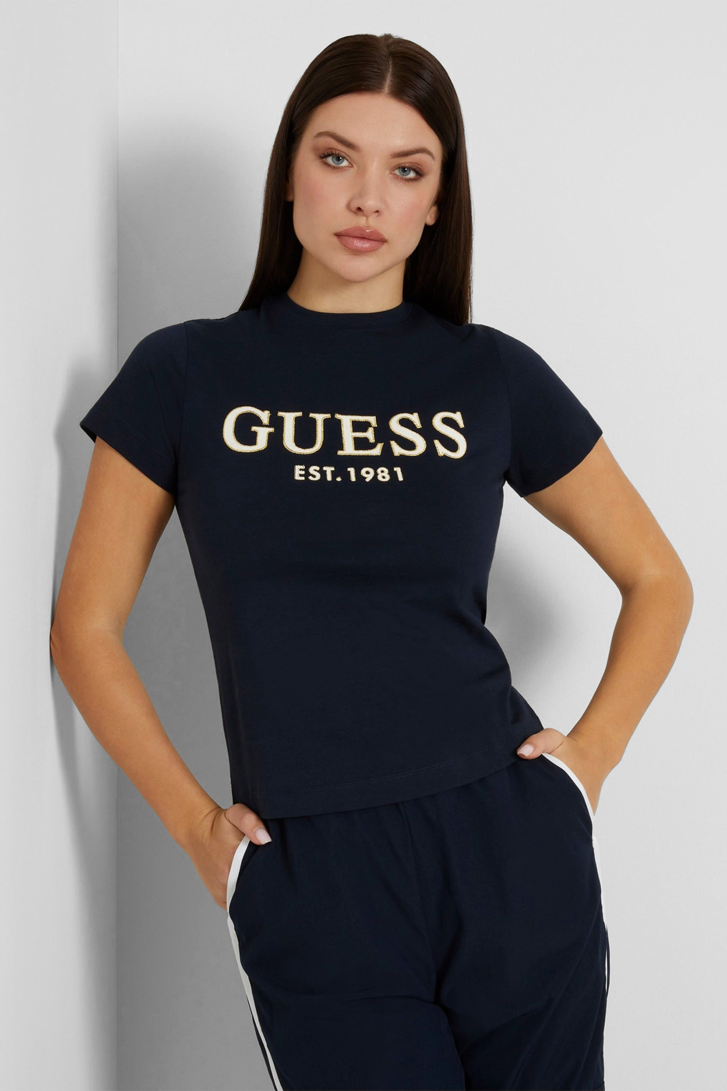 Женская черная футболка Guess V4GI01.I3Z14;A71W