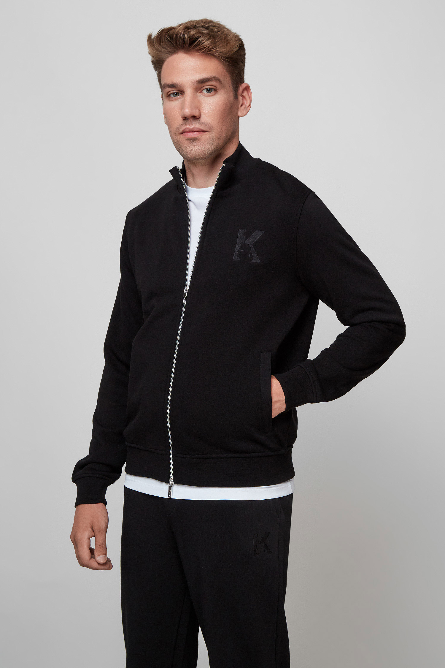 Мужская черная спортивная кофта Karl Lagerfeld 500900.705891;990