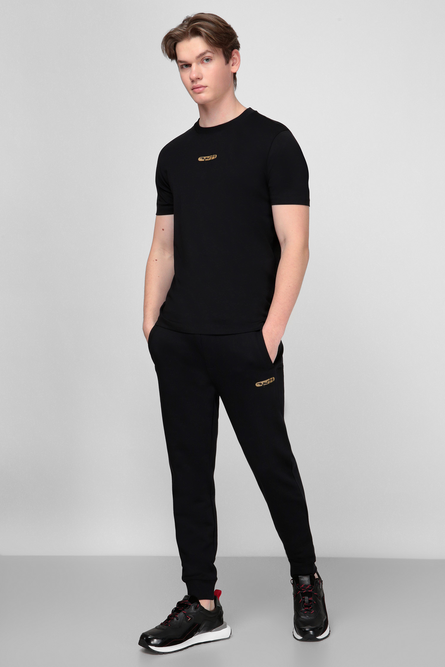 Черные спортивные брюки для парней HUGO 50442620;002