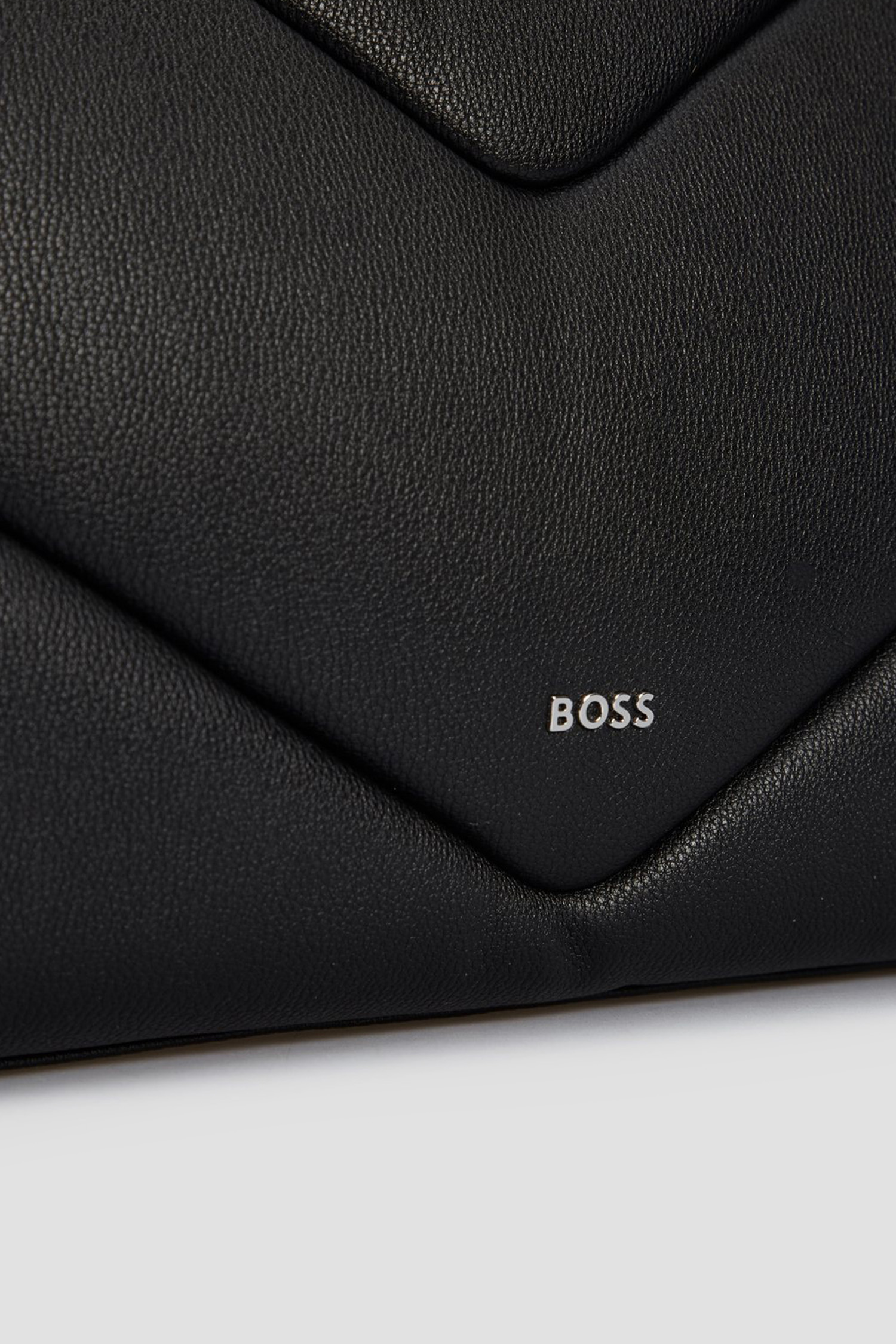 Женская черная сумка BOSS 50481573;001