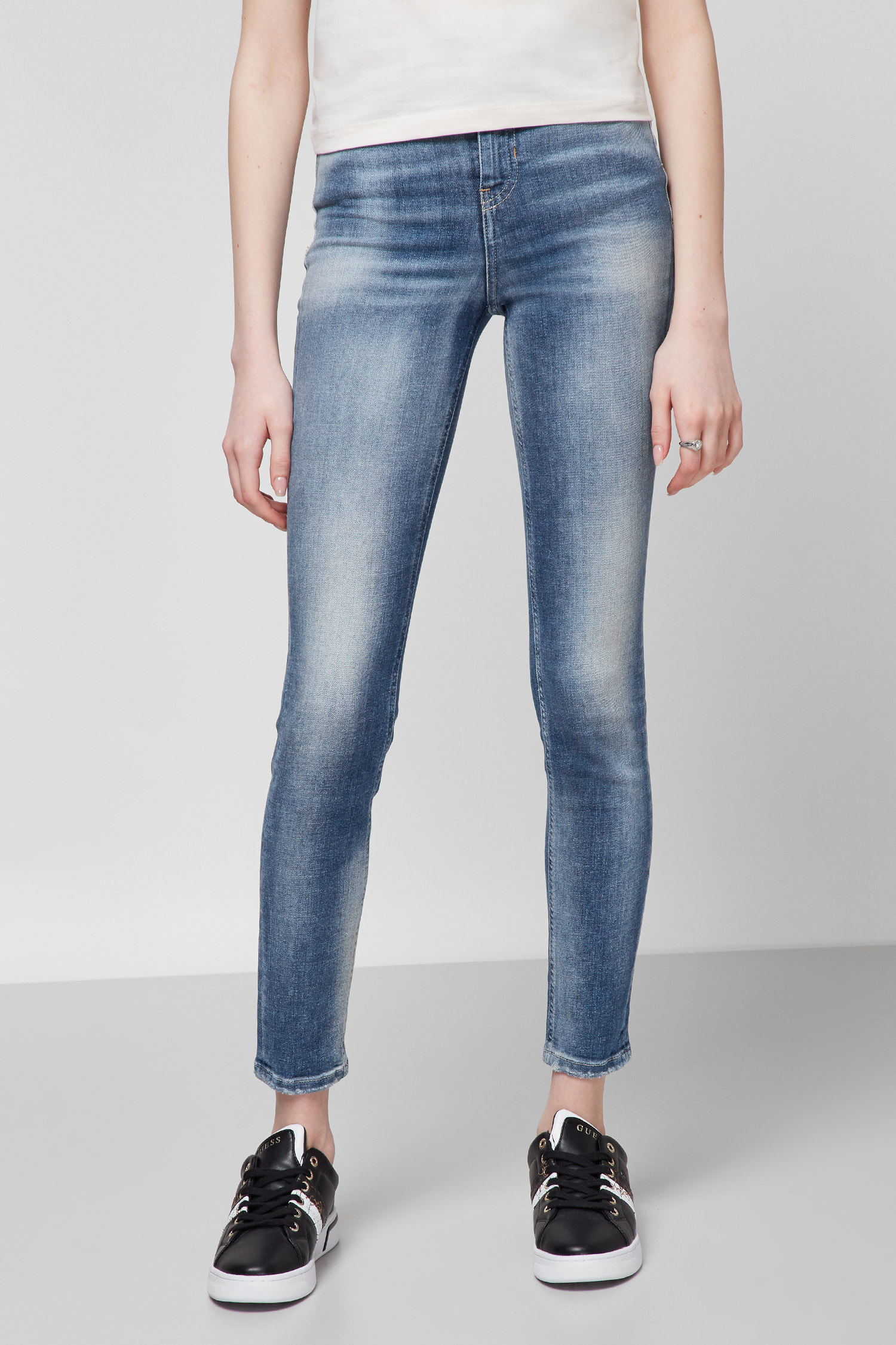 Синие джинсы для девушек Guess W1GA46.D46AA;FLO1