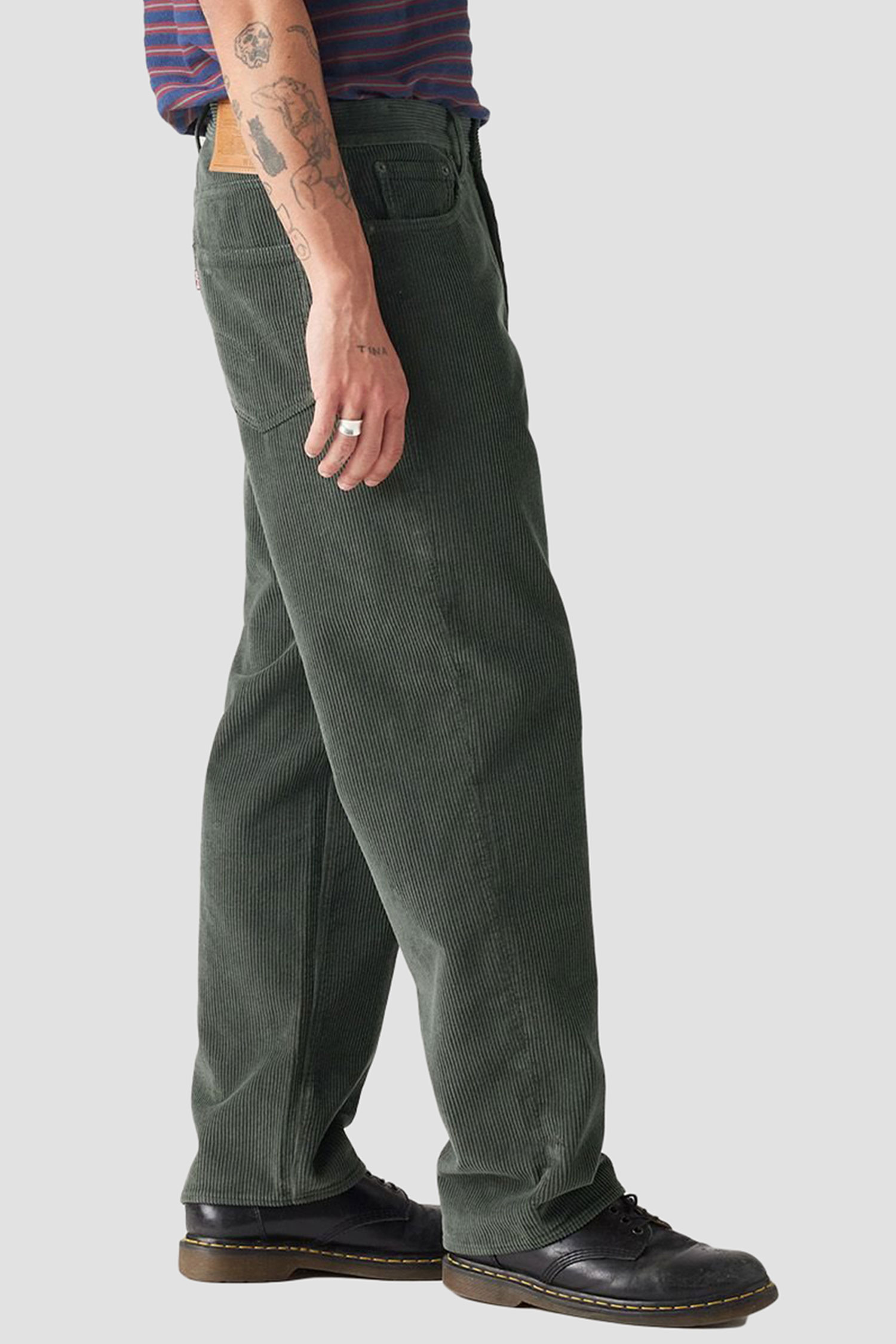 Мужские темно-серые вельветовые джинсы 568™ Stay Loose Levi’s® 29037;0075