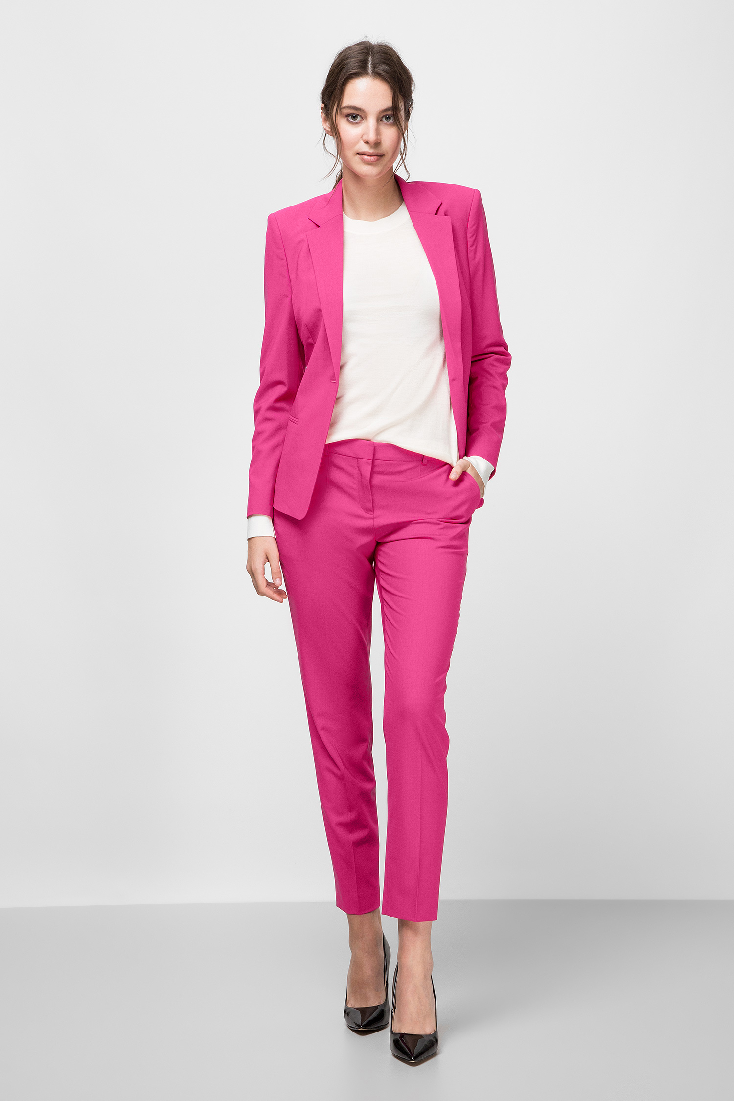Женские розовые шерстяные брюки BOSS 50423906;672