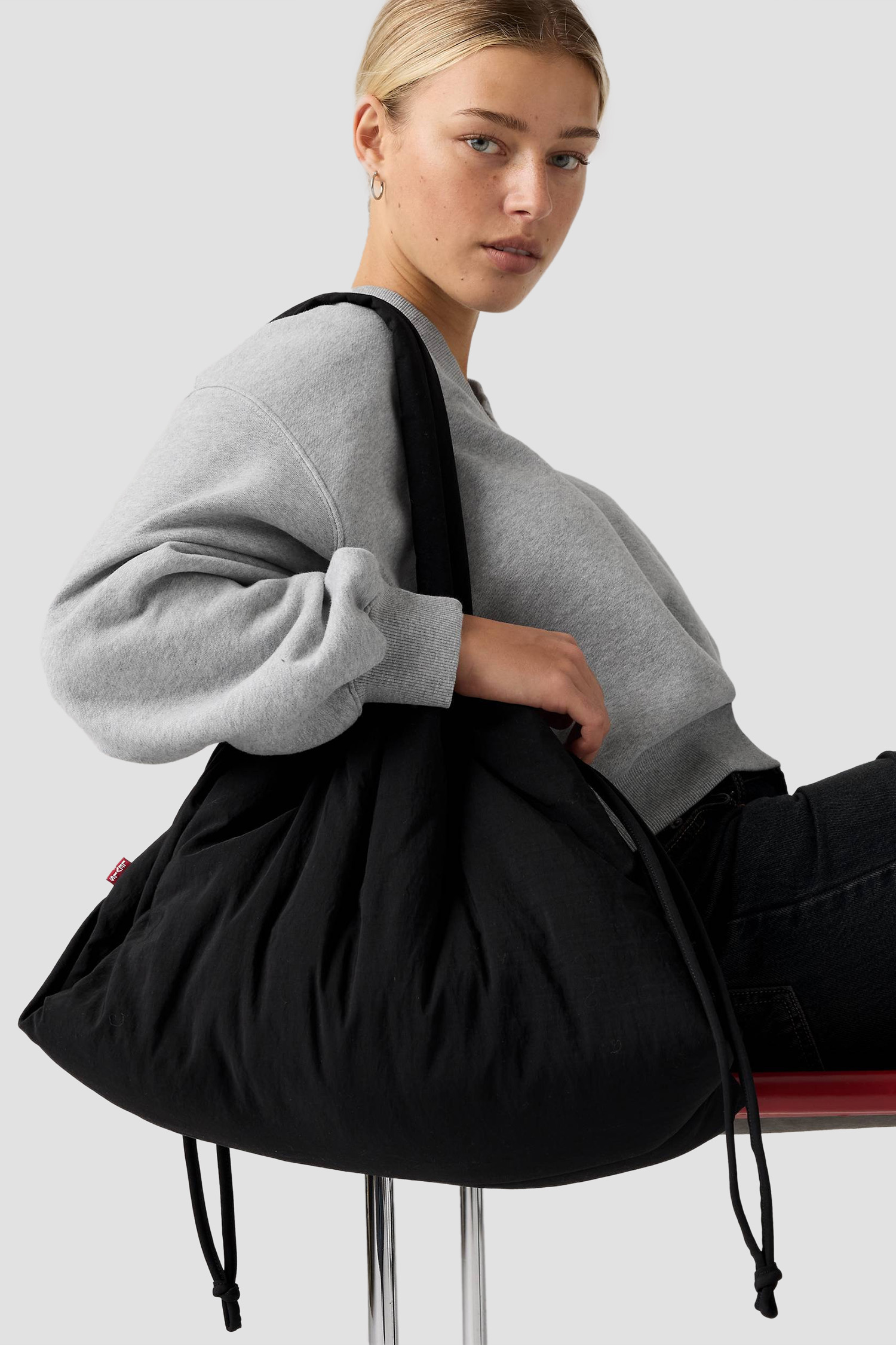 Женская черная сумка Levi’s® 007Z9;0000