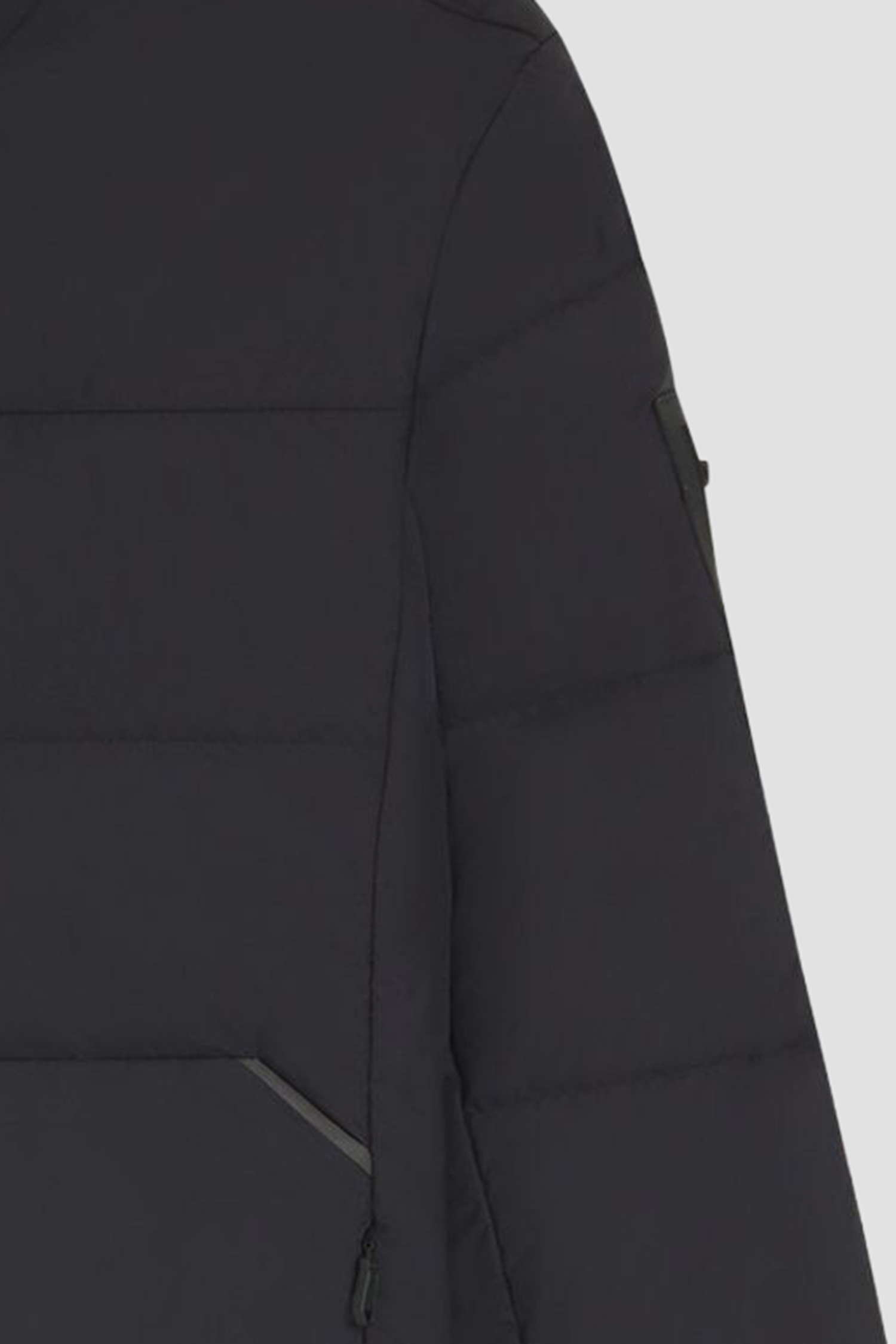 Чоловічий чорний пуховик BOSS 50544322;402