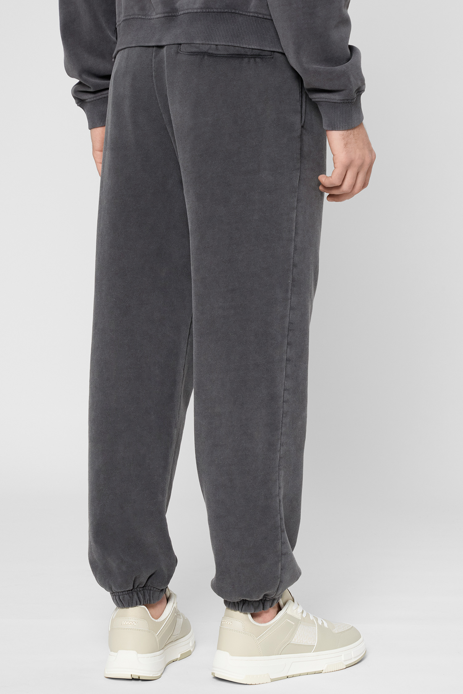 Мужские темно-серые спортивные брюки HUGO 50546385;017