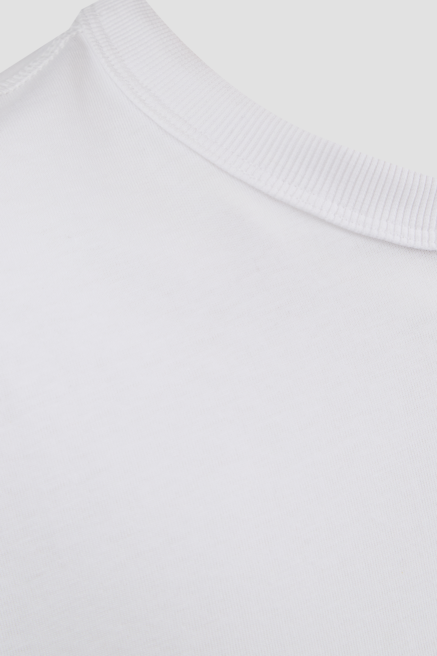 Мужская белая футболка Guess M5RI35.K8FQ4;G011