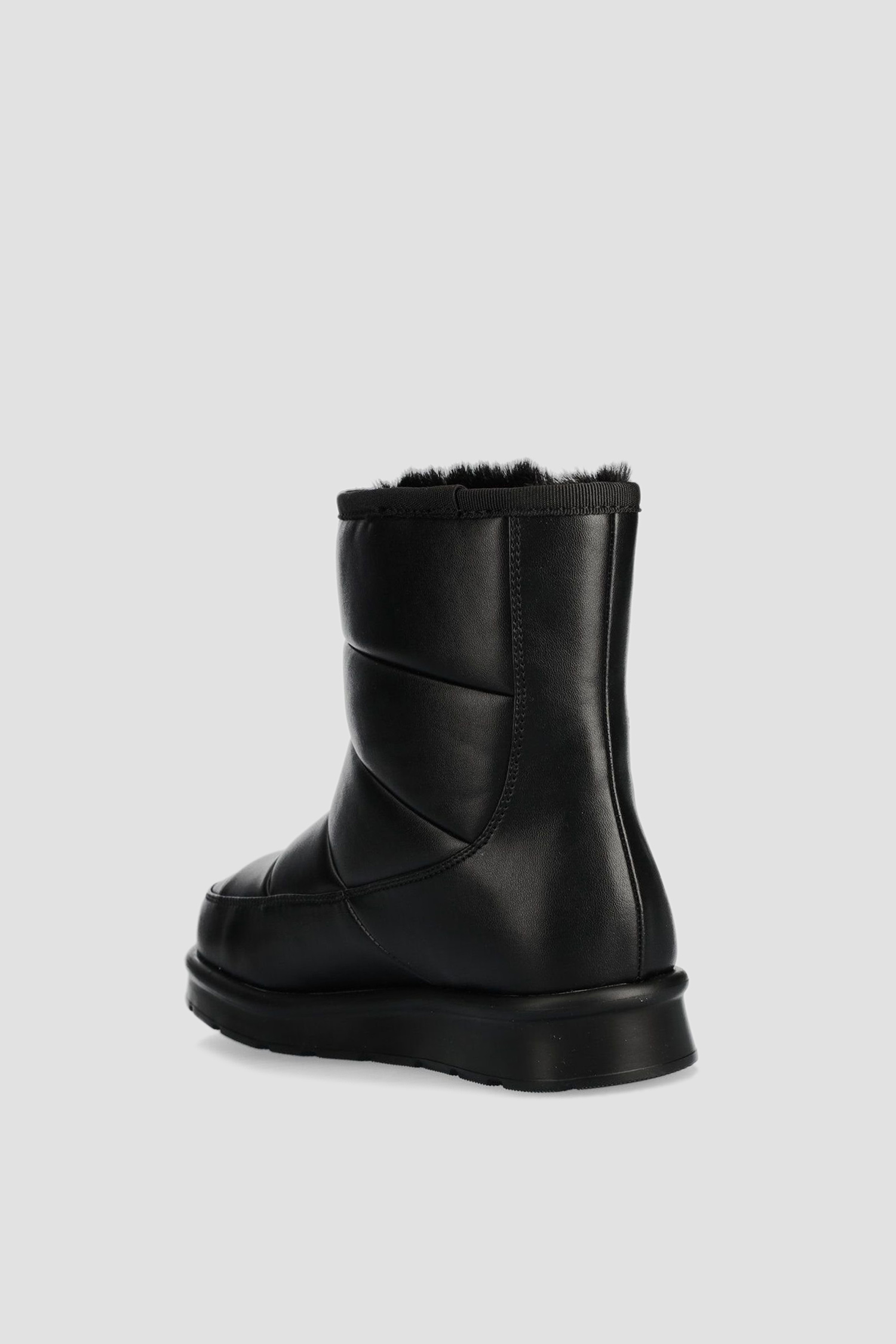 Жіночі чорні дутики Moschino JA24473H0H.IE0;000