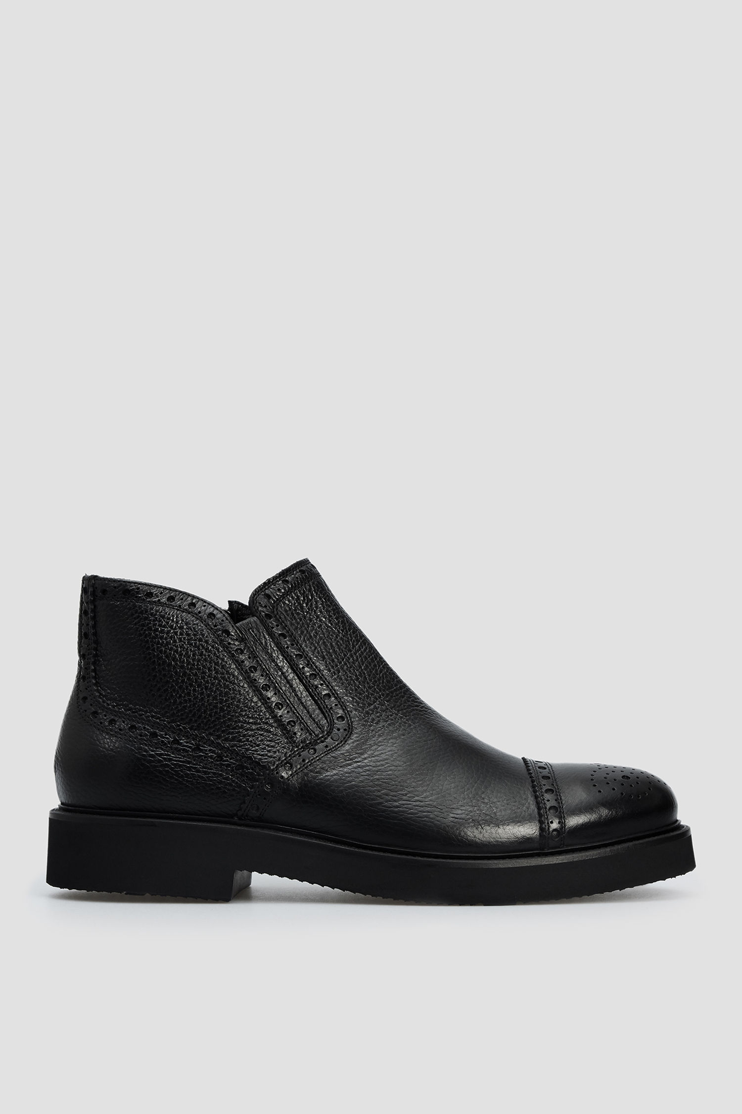 Мужские черные кожаные ботинки Baldinini 147218;00