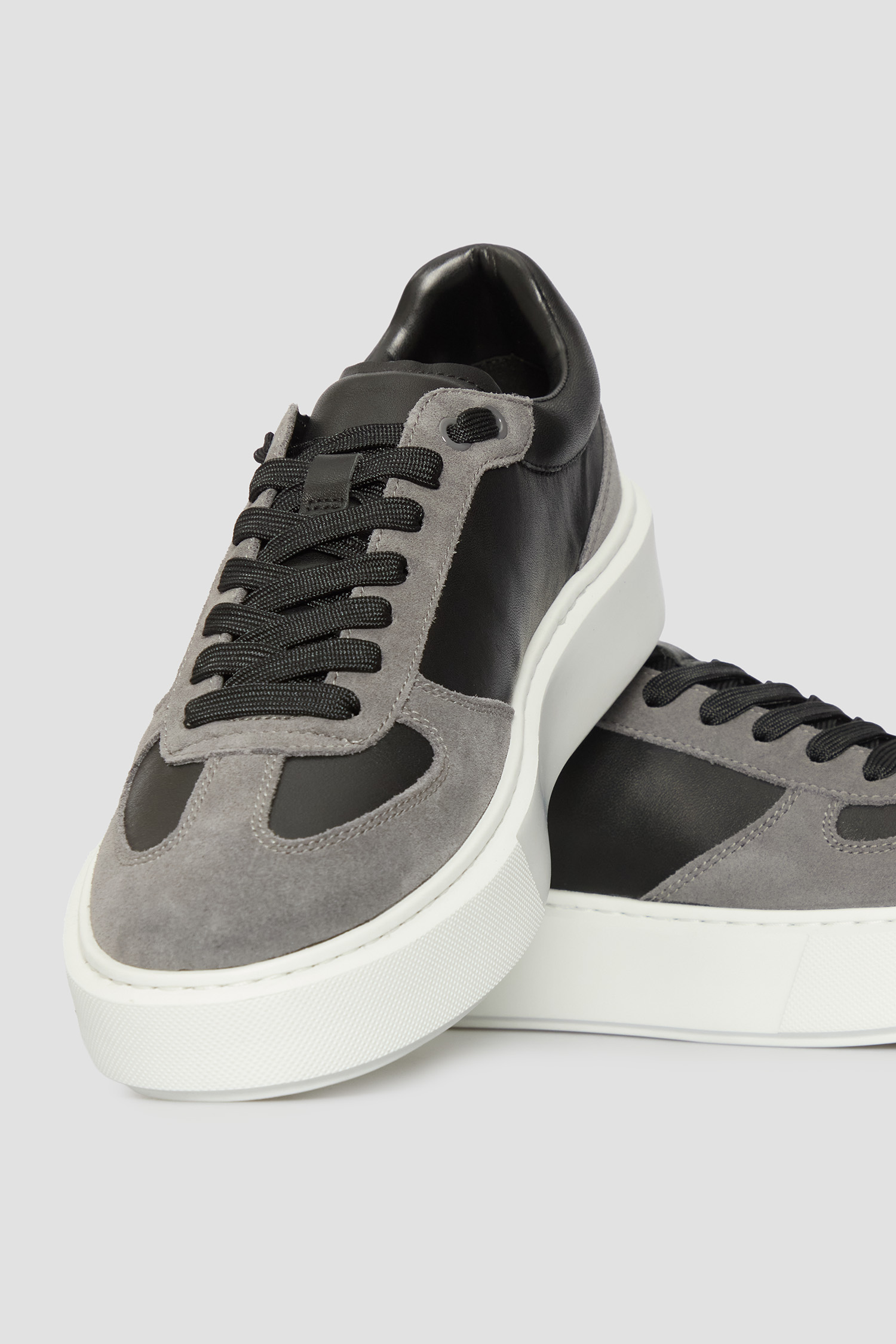 Мужские сникерсы Karl Lagerfeld 553475.855015;990