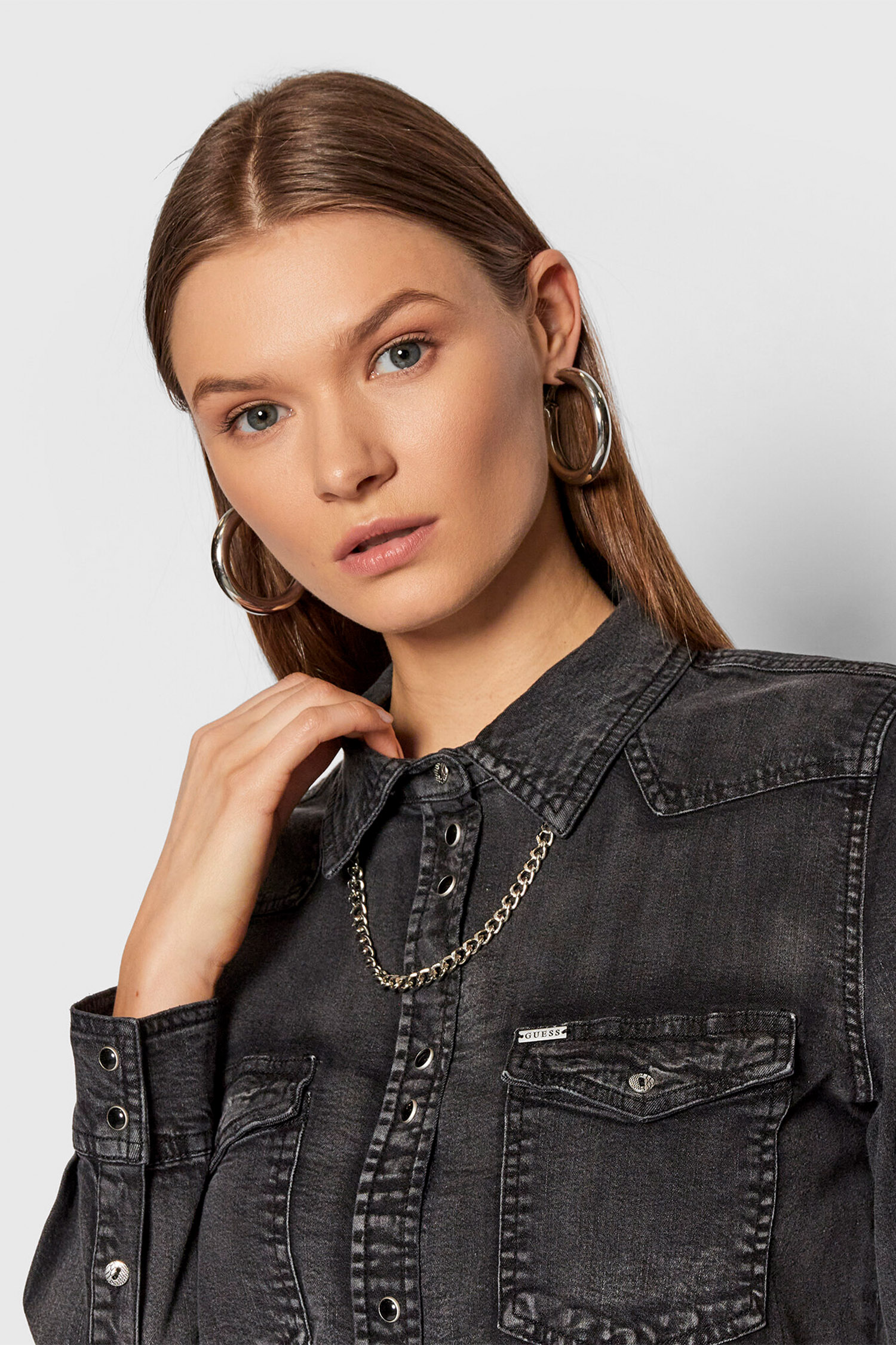 Женская серая джинсовая рубашка Guess W2RH32.D4F33;BKC1