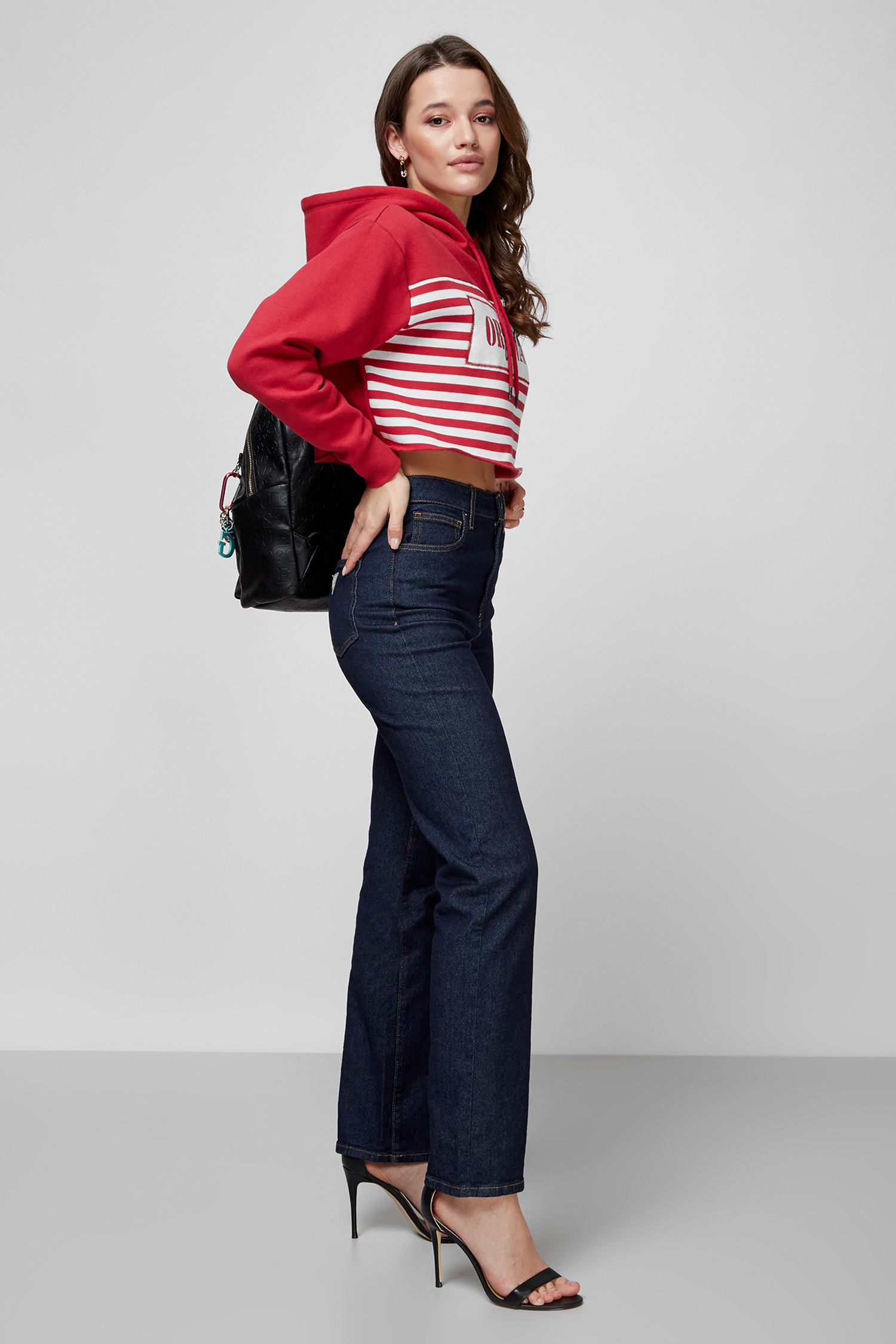 Женское красное худи Guess W1RP31.K9YH3;G5K5