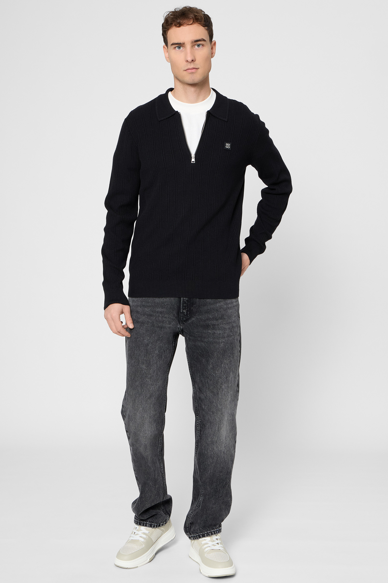 Мужские черные джинсы HUGO 50549880;030