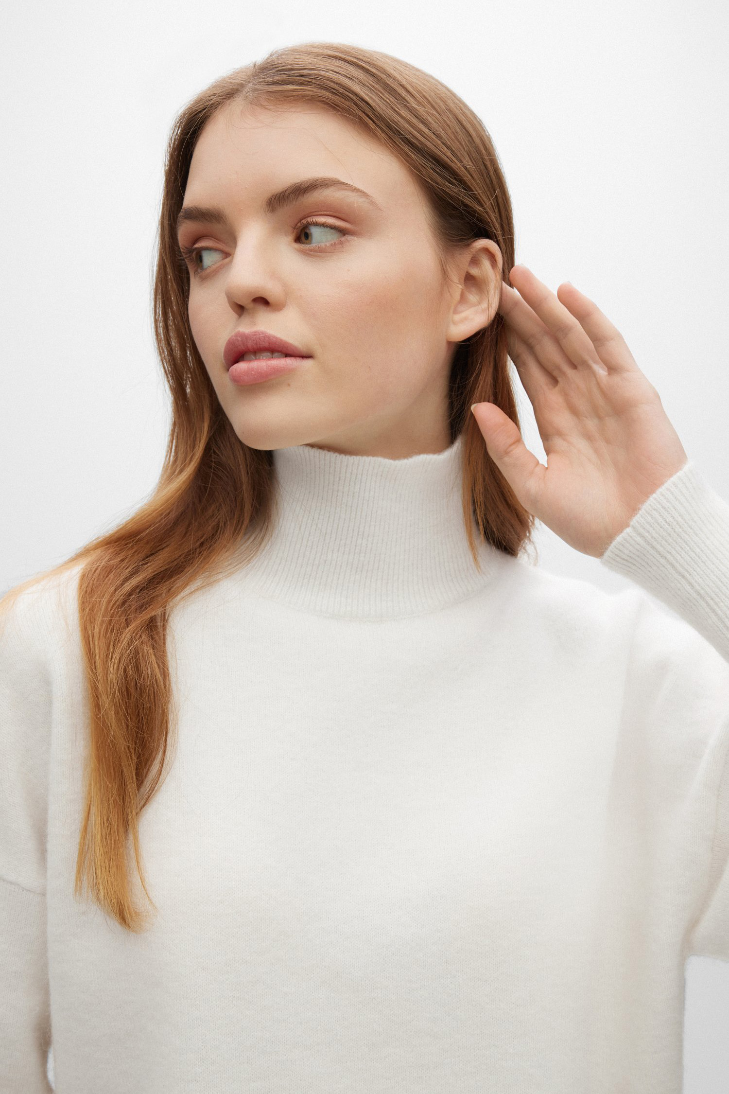 Женский белый шерстяной свитер HUGO 50477136;102