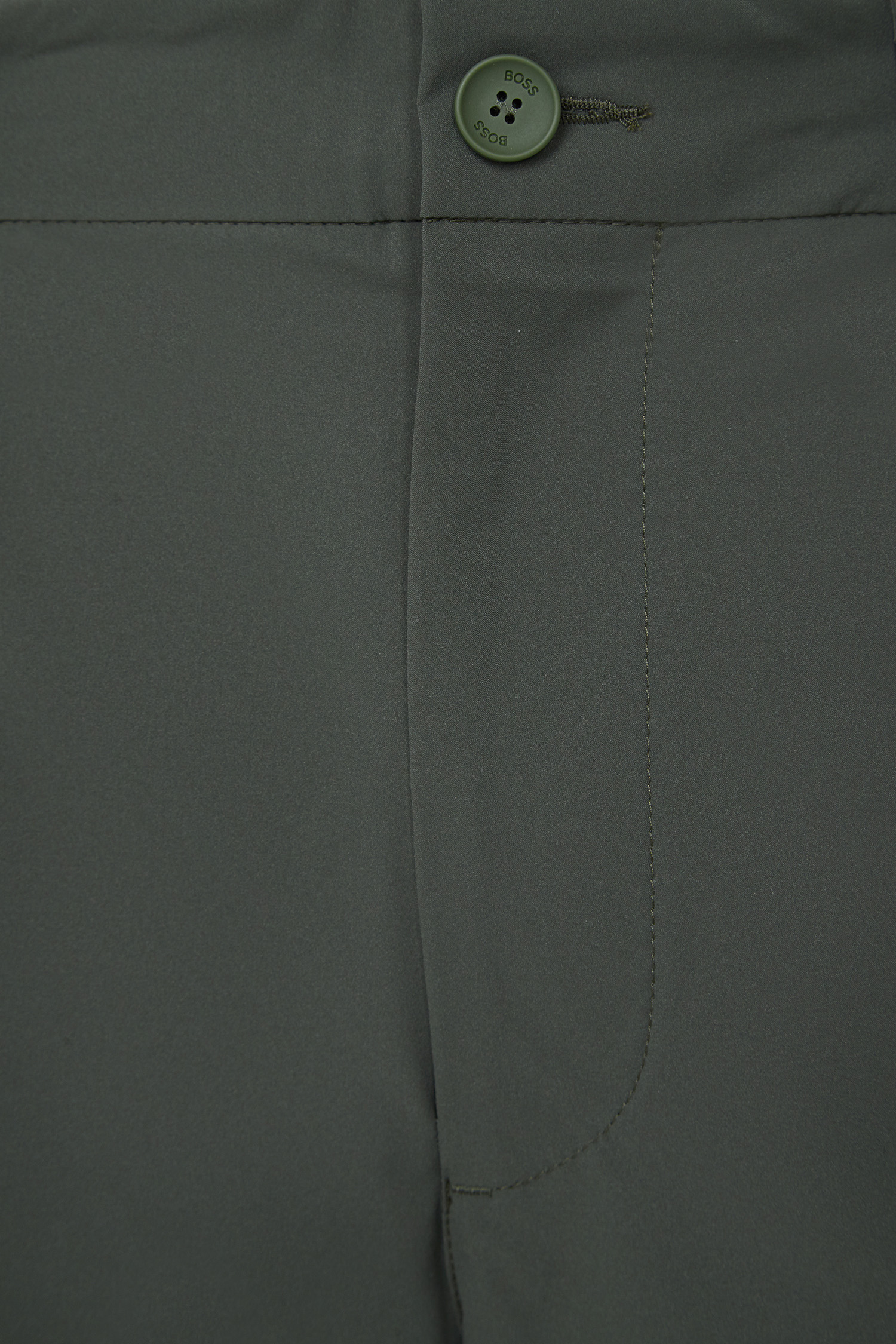 Мужские зеленые шорты BOSS 50504550;379