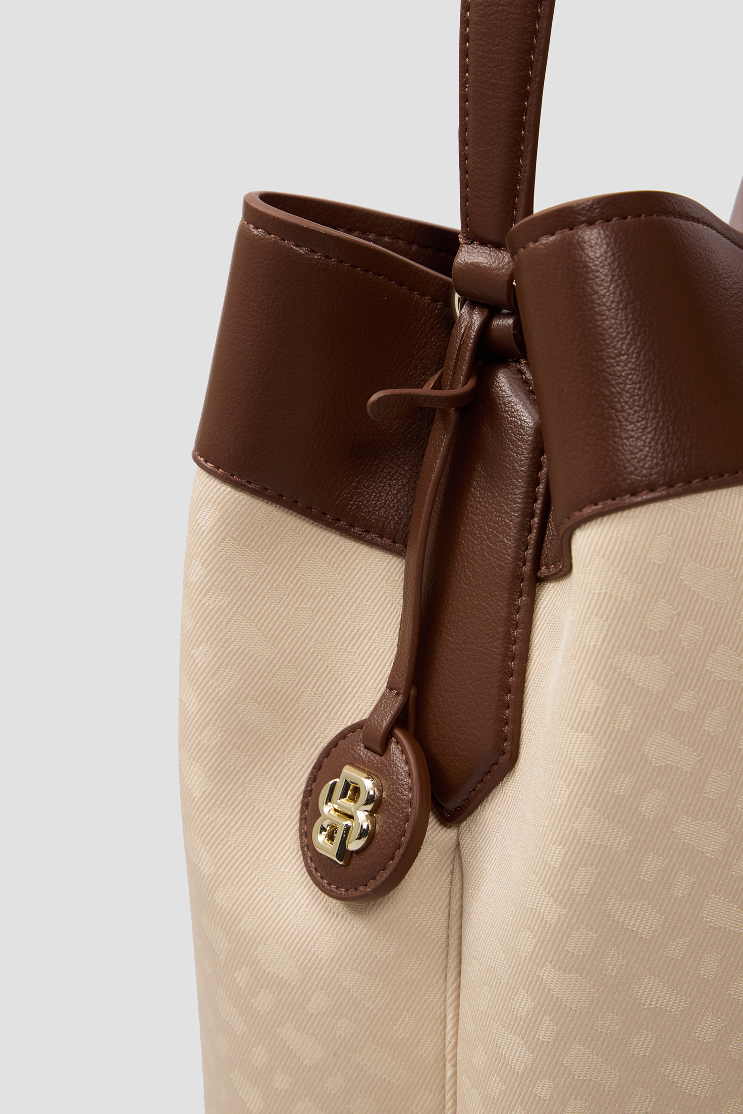 Женская бежевая сумка с узором BOSS 50535990;201