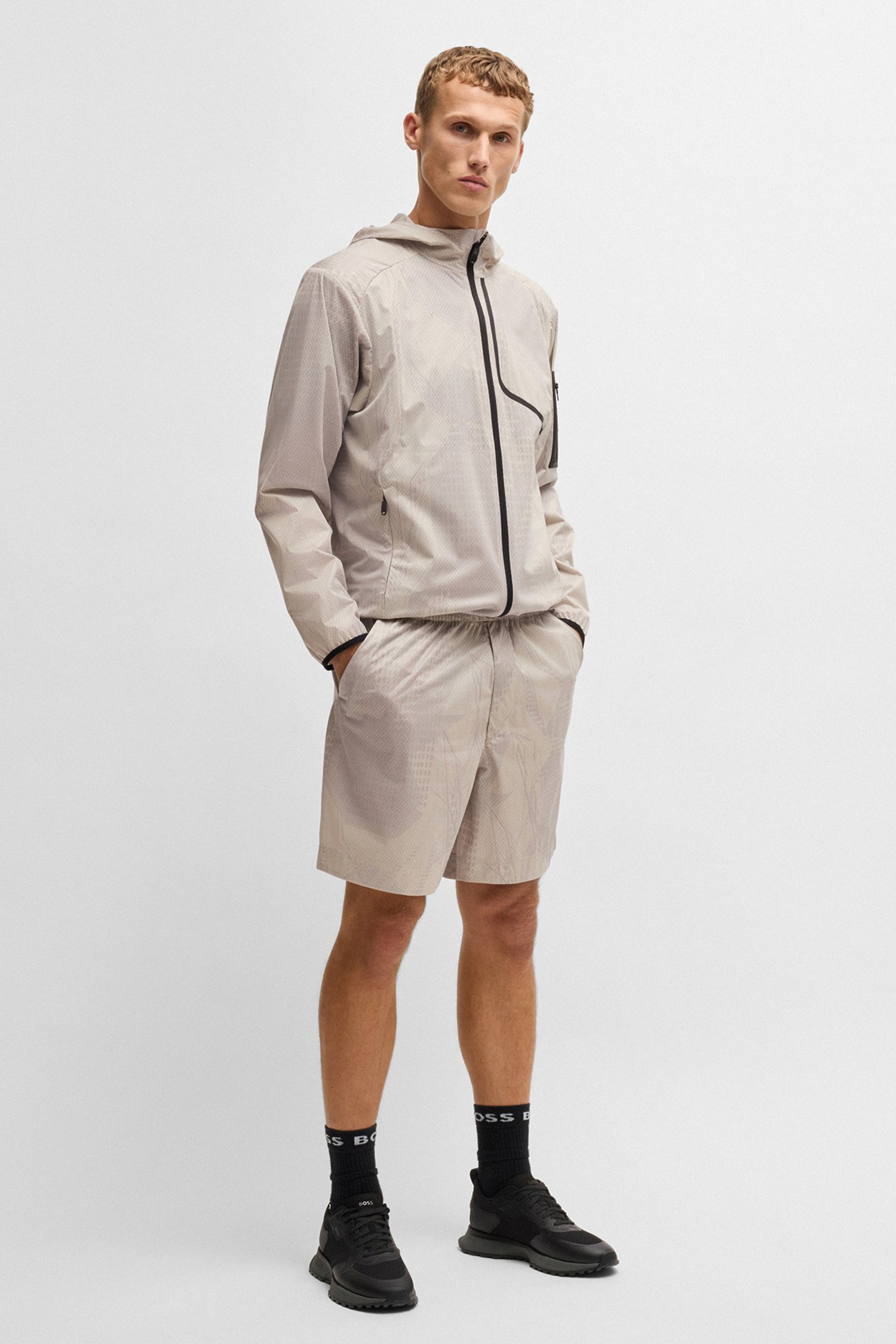 Мужские бежевые шорты с узором BOSS 50534382;284