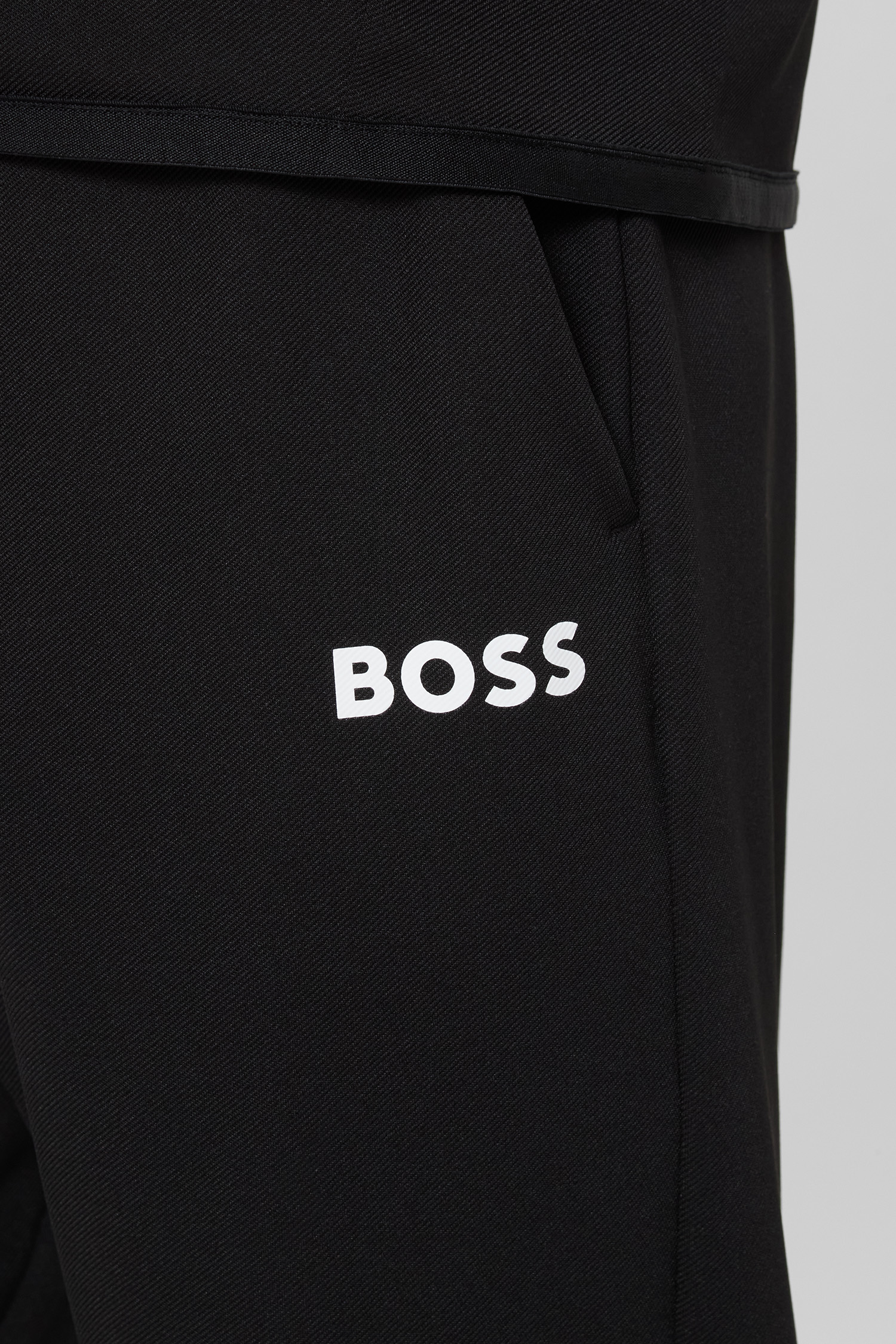 Чоловічі чорні спортивні штани BOSS 50542940;001