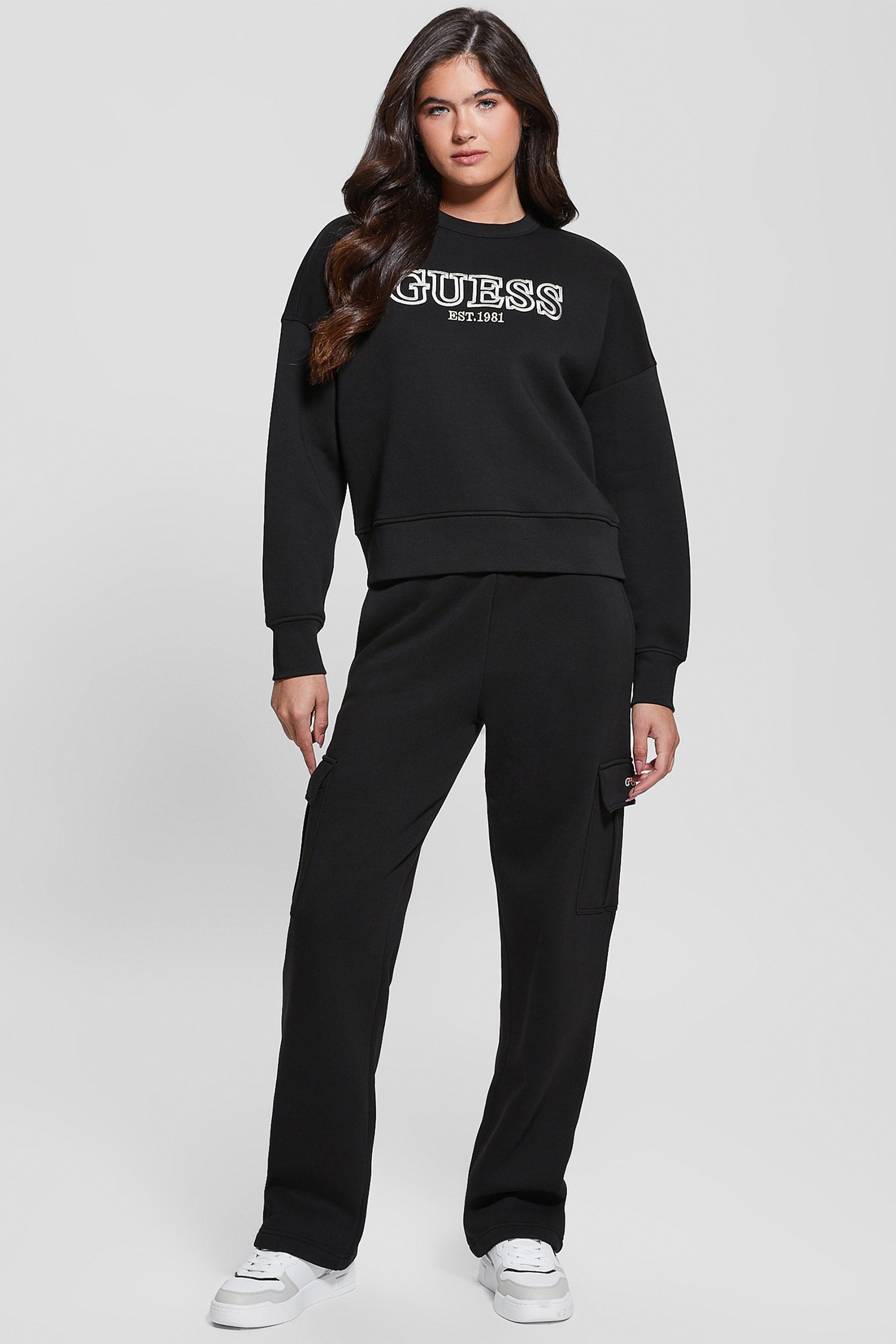 Жіночі чорні спортивні штани Guess V4BB04.KCHX0;JBLK