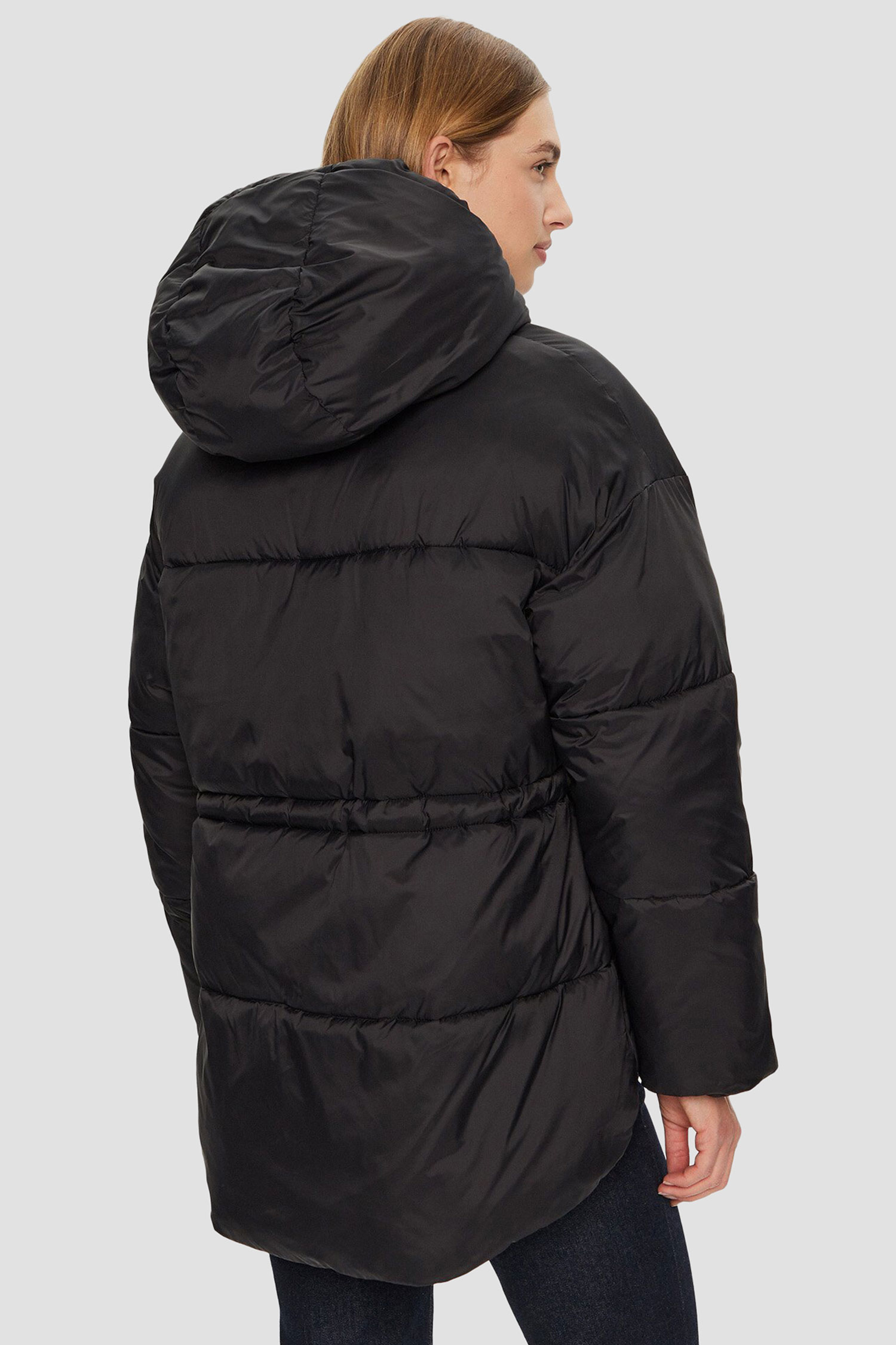 Женская черная куртка Guess W4BL99.WG0V0;JBLK