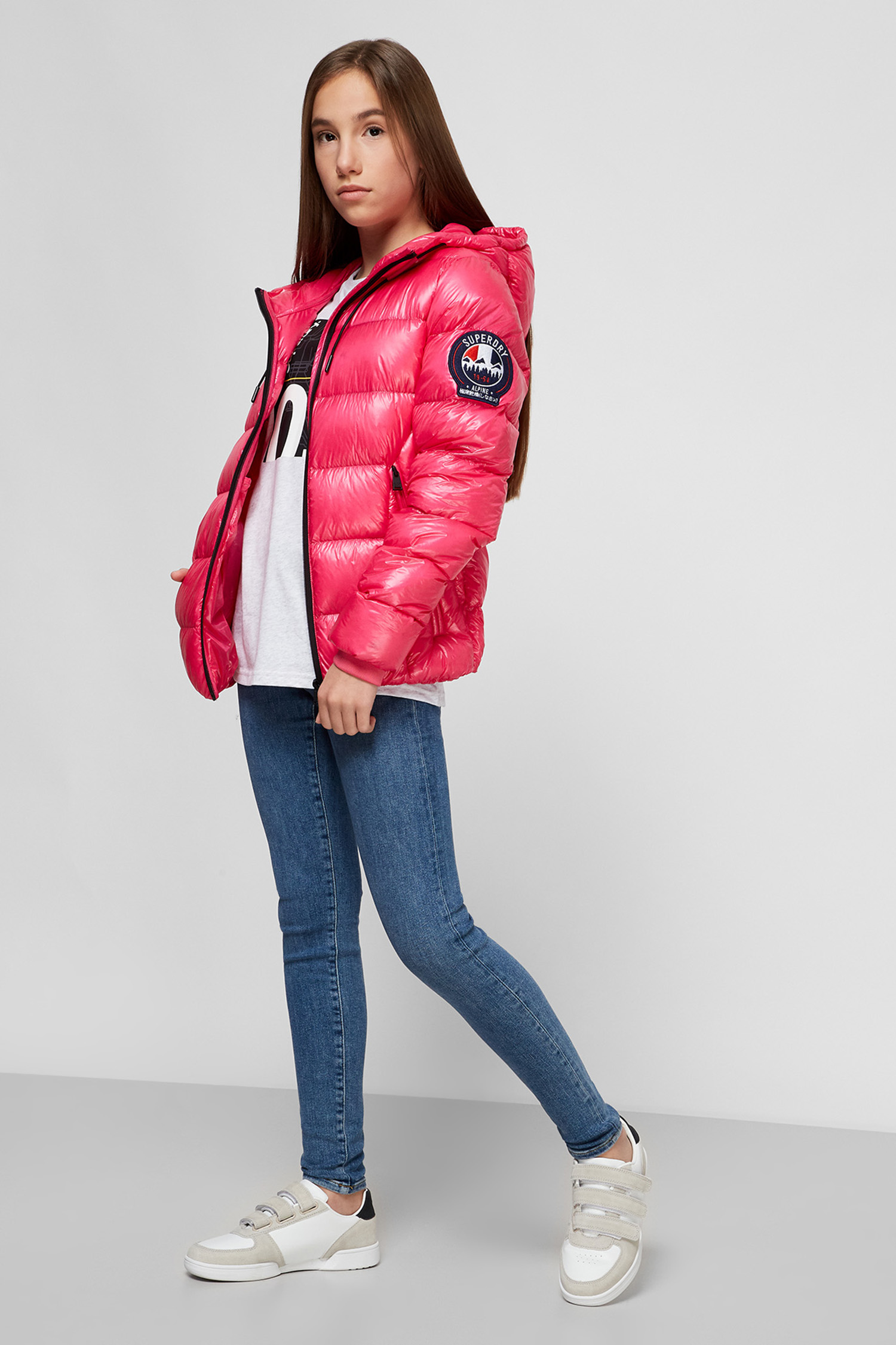 Розовая куртка для девушек SuperDry W5000209A;34Y