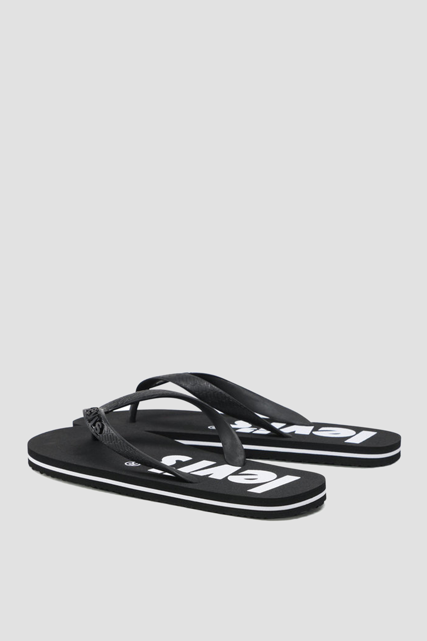 Чорні в'єтнамки Levi’s® 234226;627.59