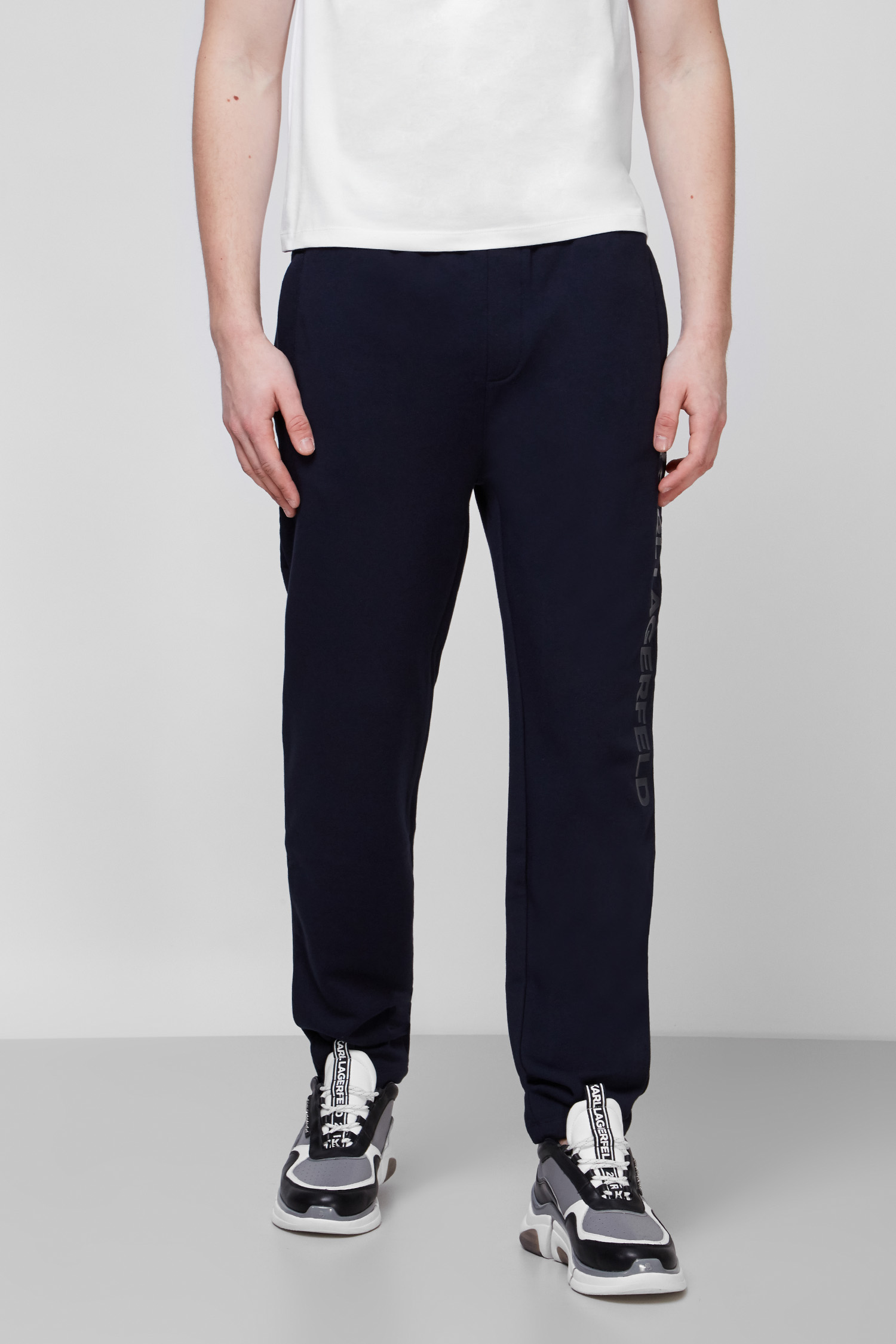 Темно-синие спортивные брюки для парней Karl Lagerfeld 511900.705013;690