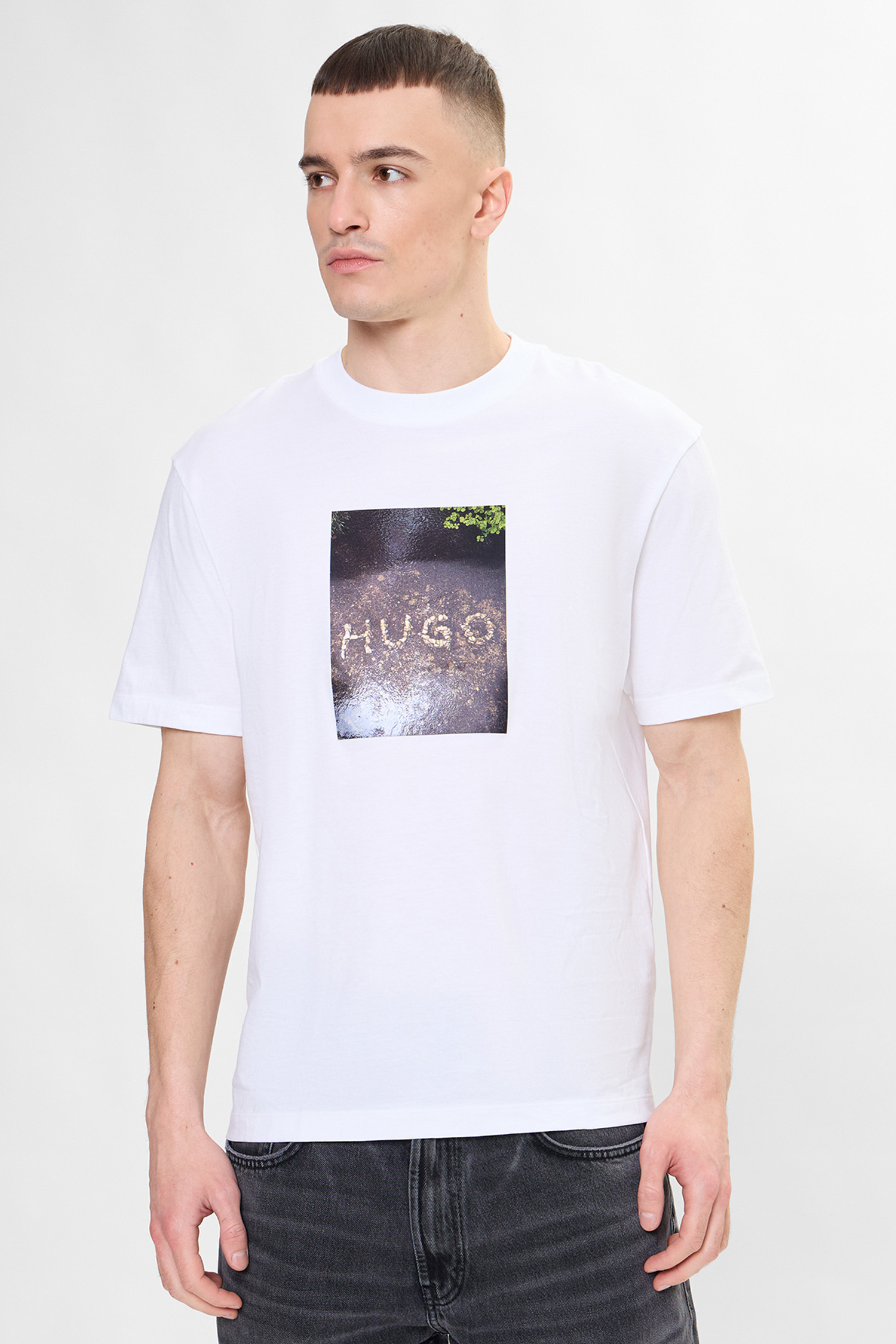Мужская белая футболка HUGO 50554319;100