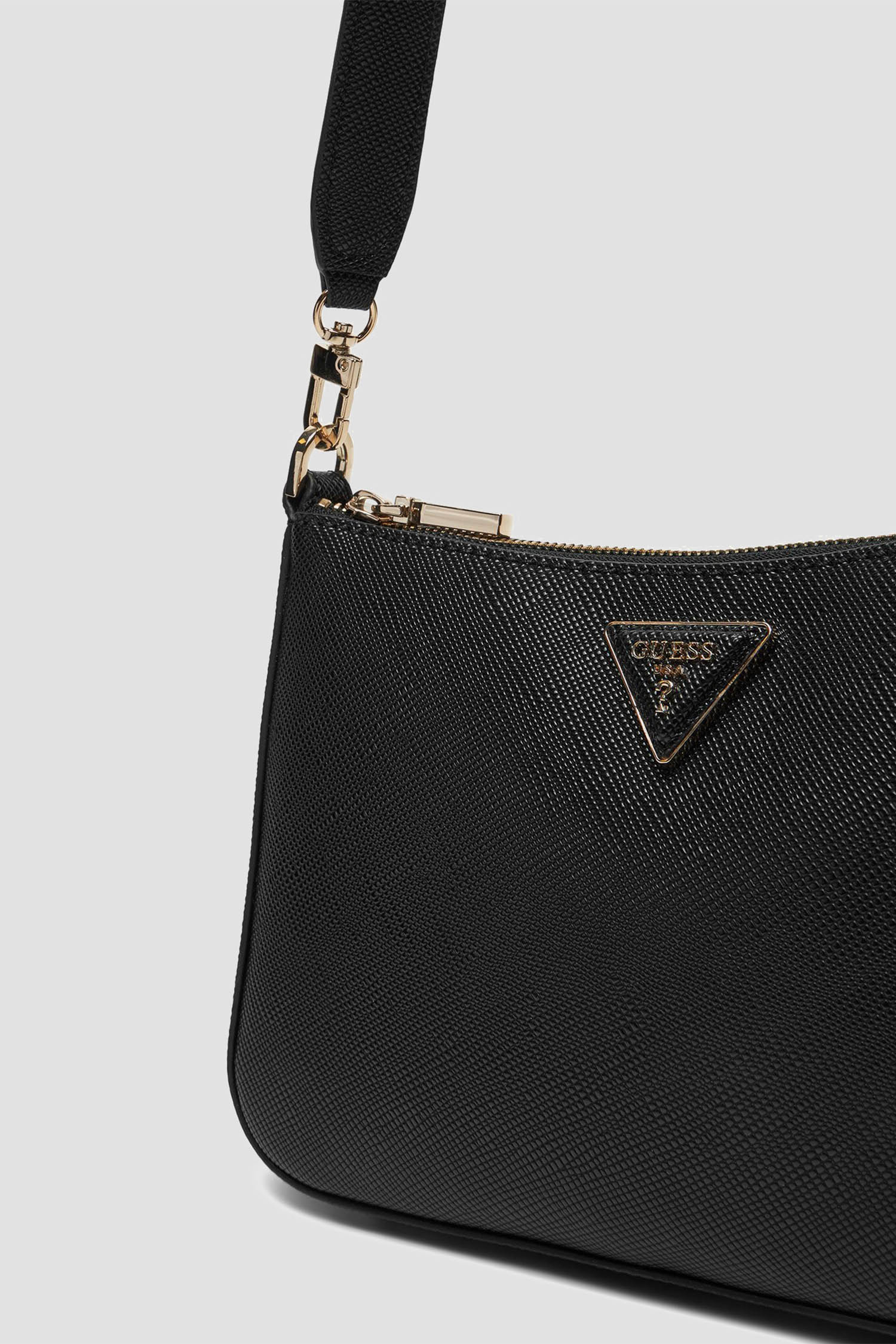 Женская черная сумка Guess HWEZG9.52317;BLA