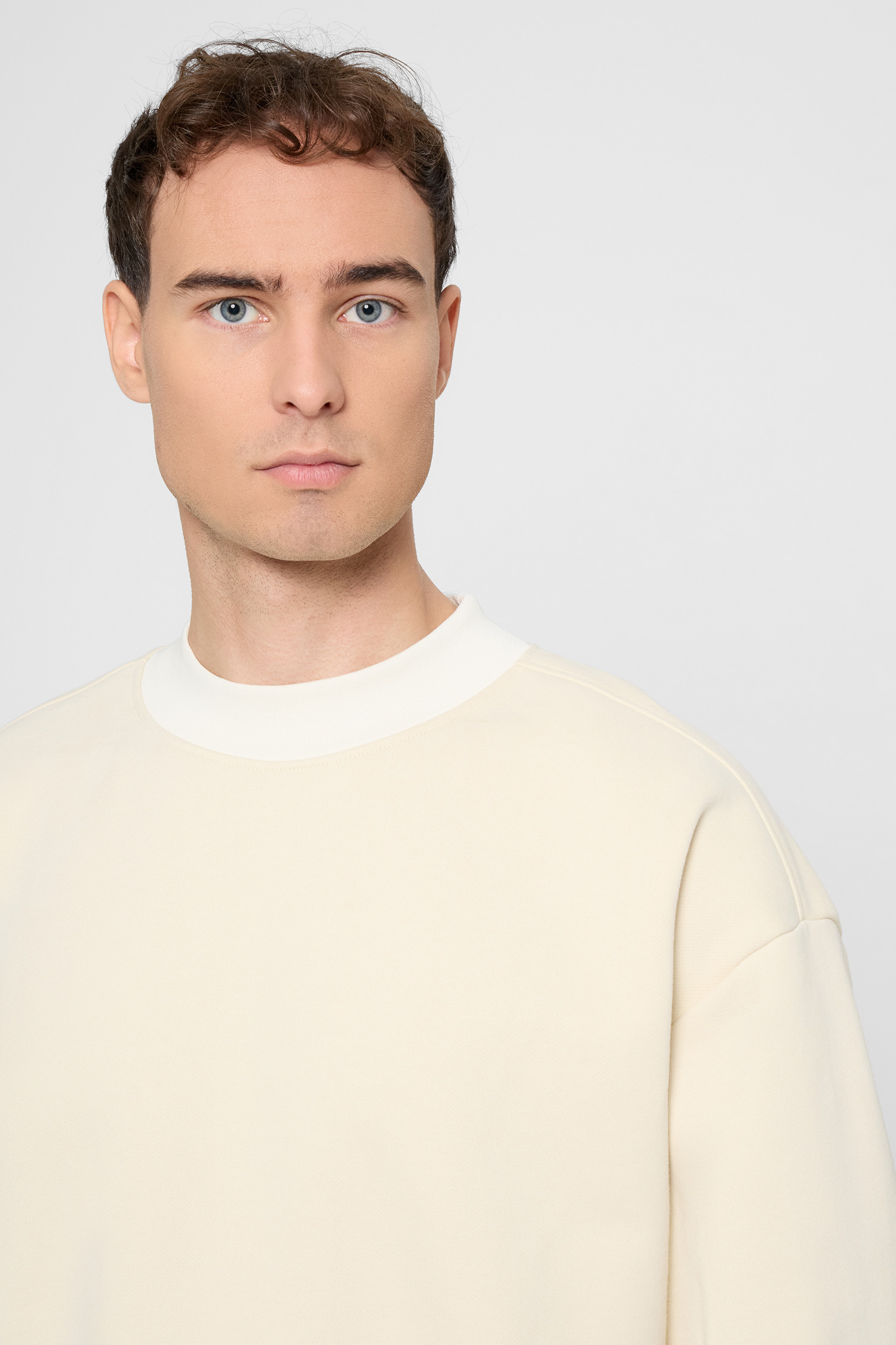 Мужской бежевый свитшот BOSS 50549069;131