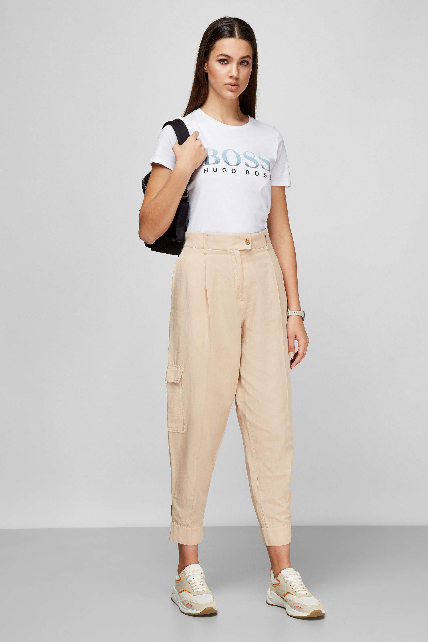 Женские бежевые брюки BOSS 50447703;262
