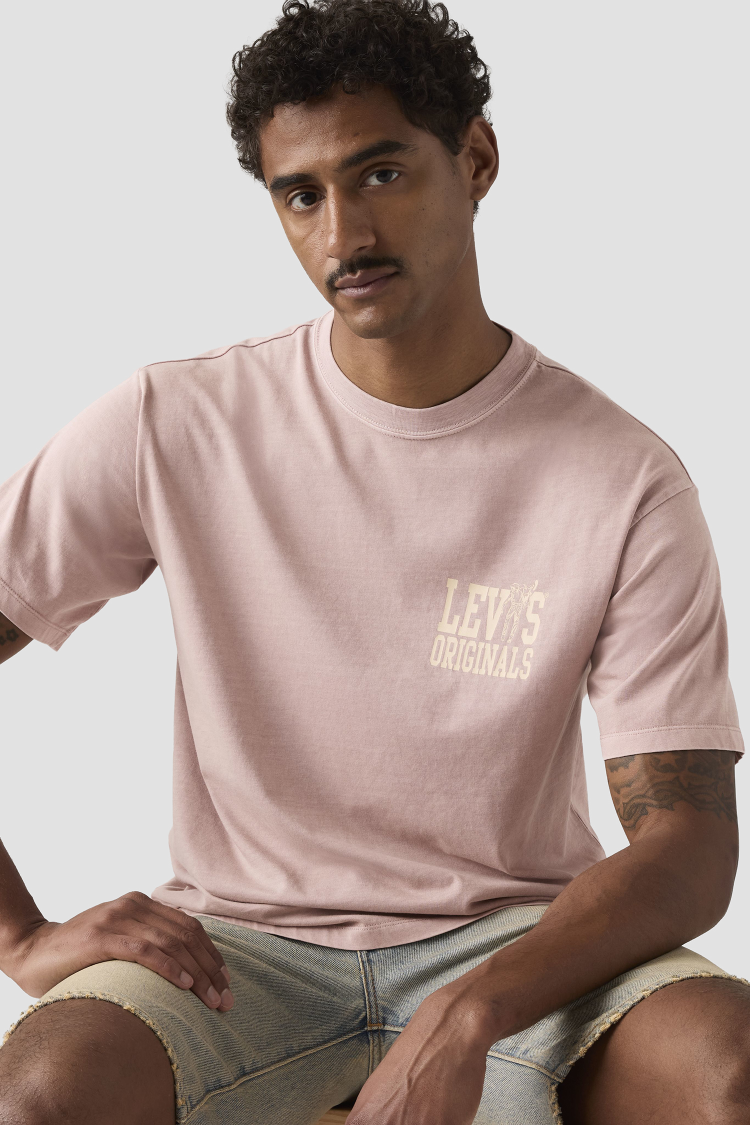 Чоловіча рожева футболка Levi’s® 87373;0404