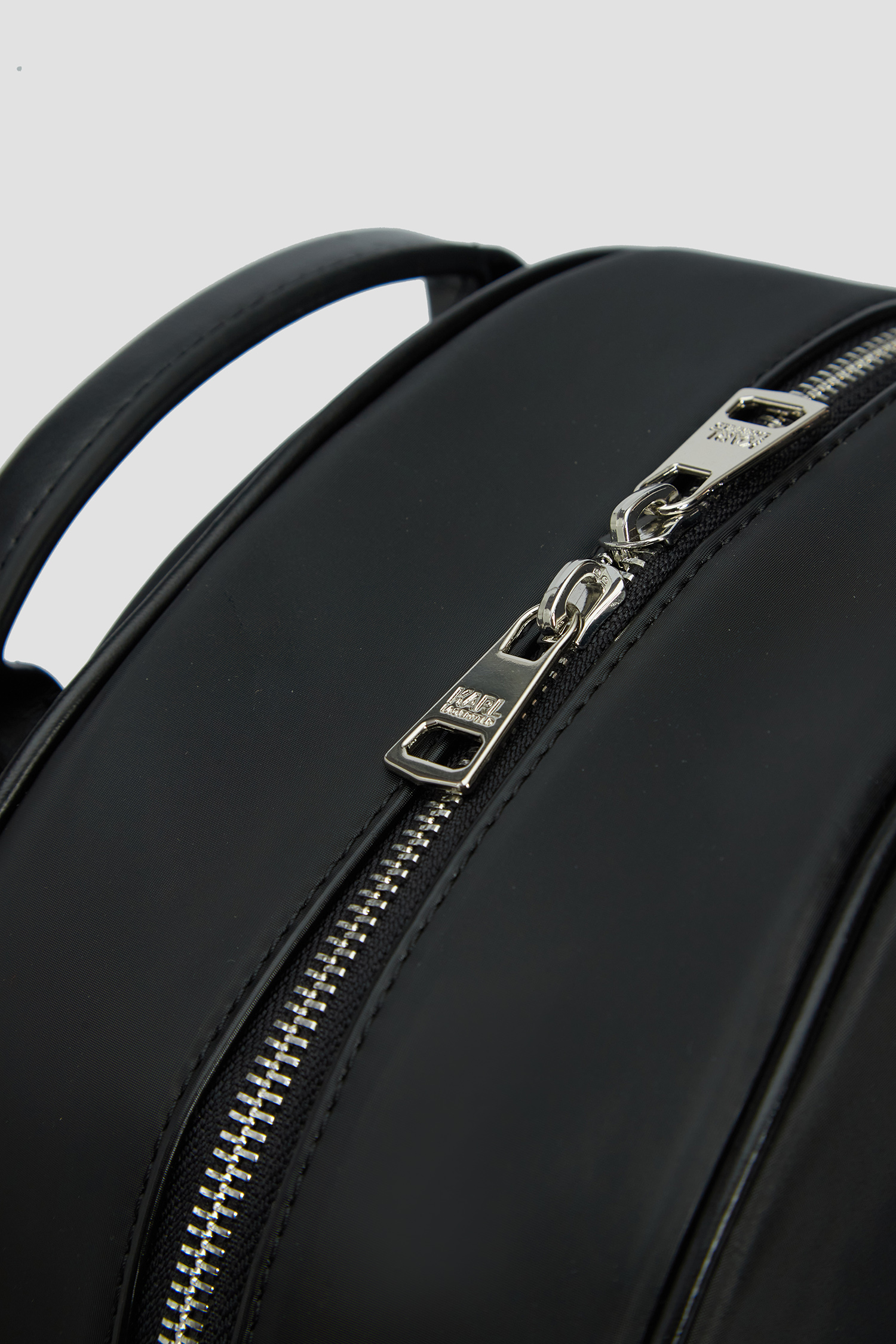 Мужской черный рюкзак Karl Lagerfeld 541113.805908;990