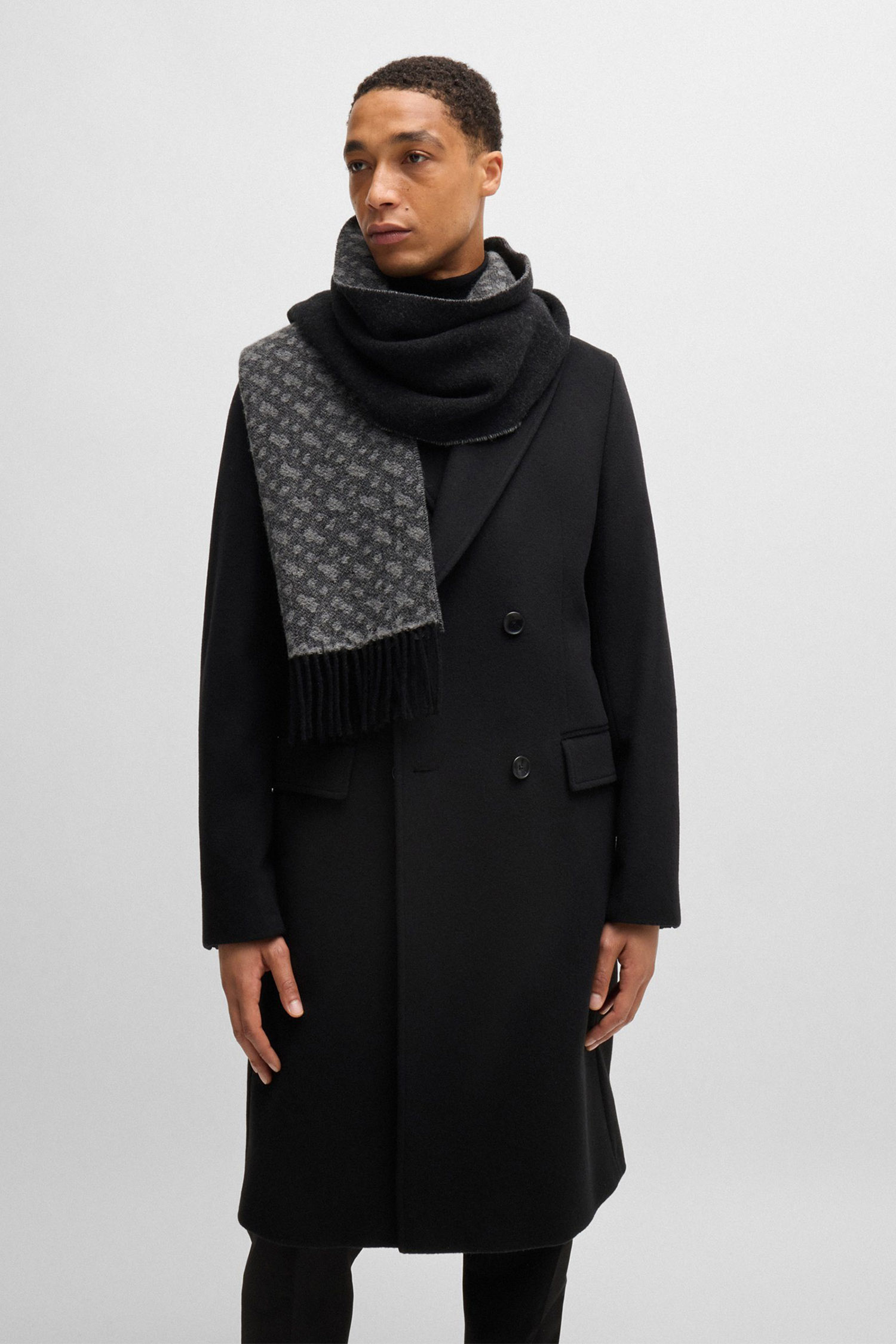 Мужской шерстяной  двусторонний шарф BOSS 50527955;001