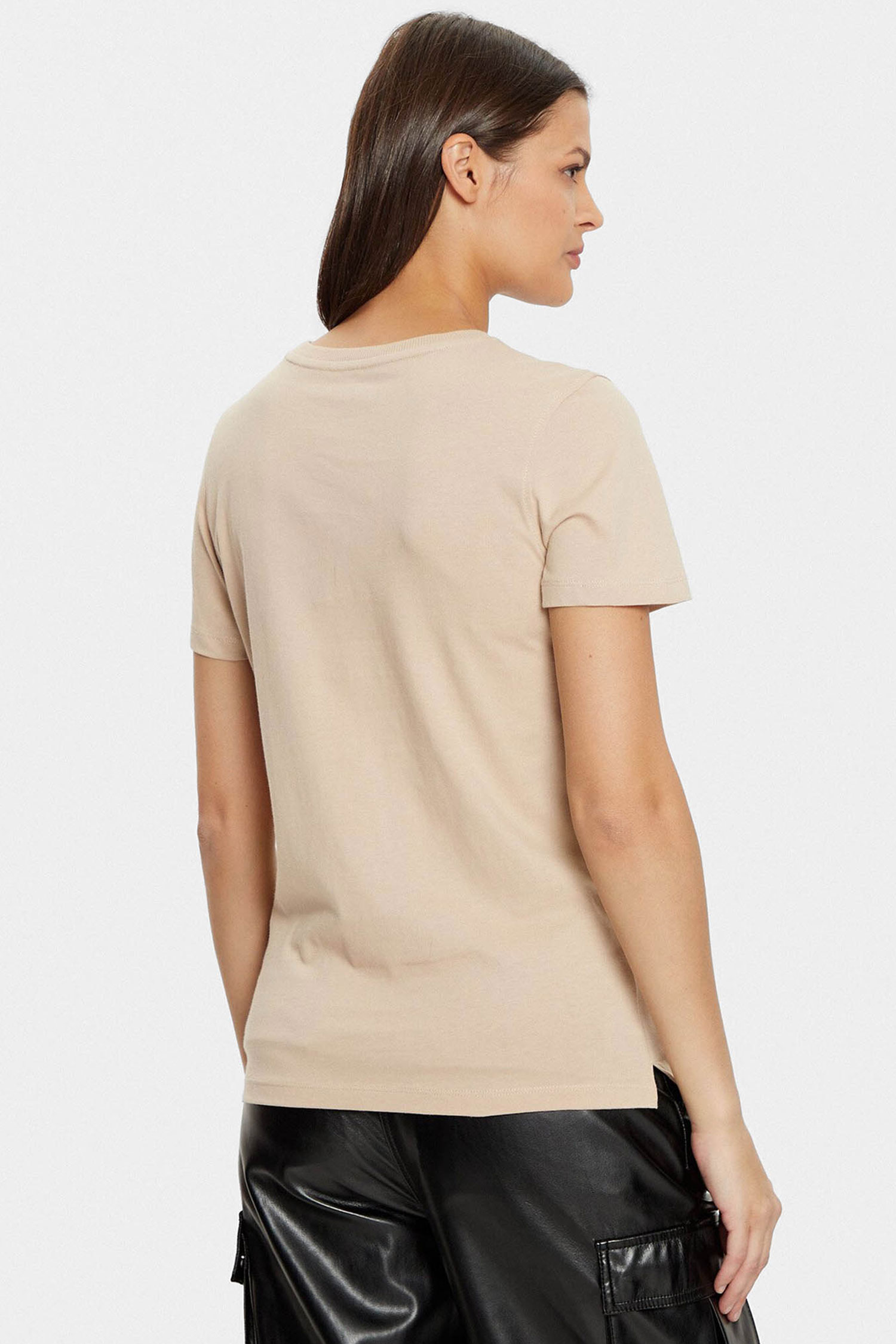 Жіноча бежева футболка Guess W5RI19.I3Z14;A90F