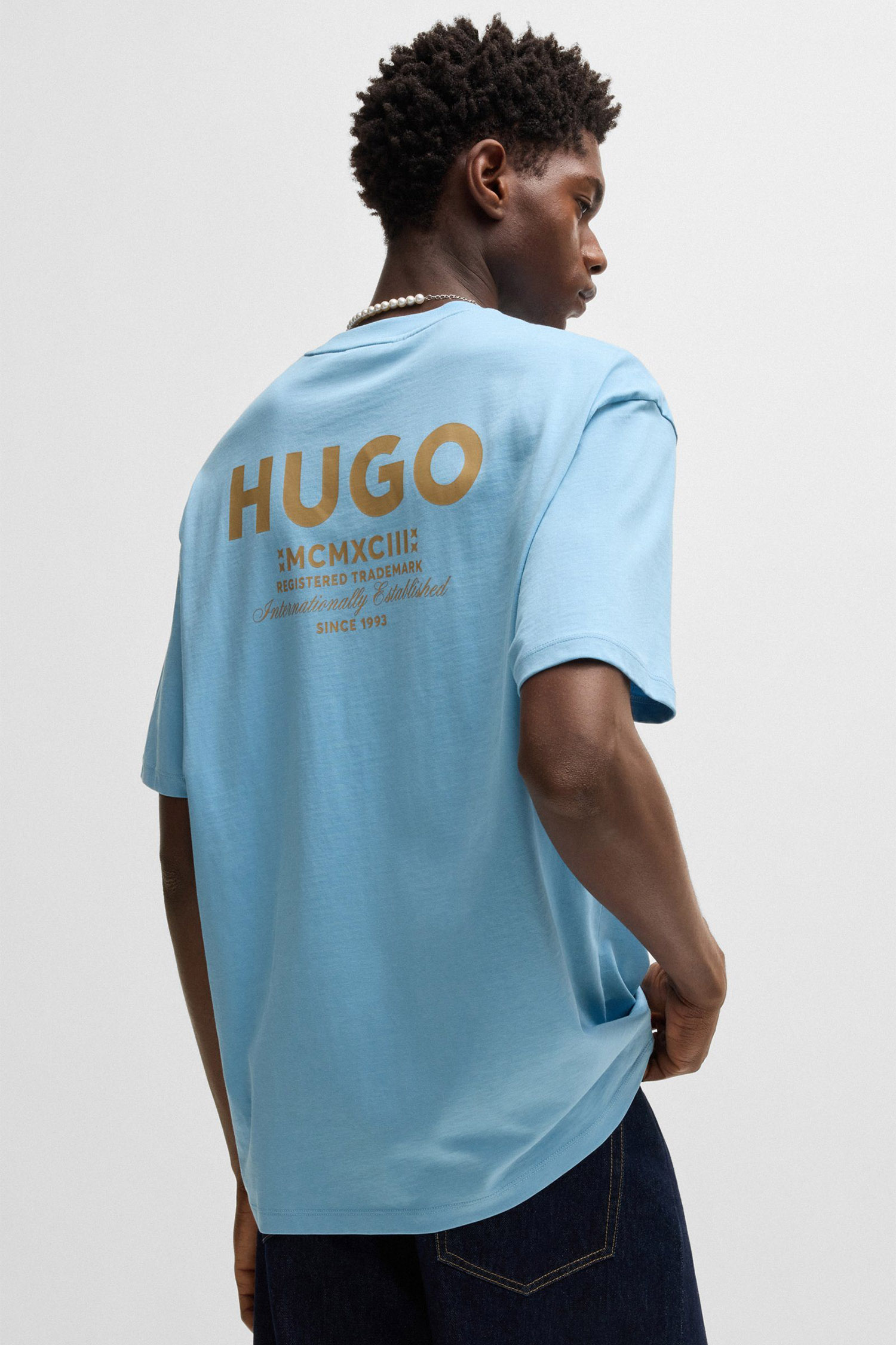 Чоловіча блакитна футболка HUGO BLUE 50509776;454