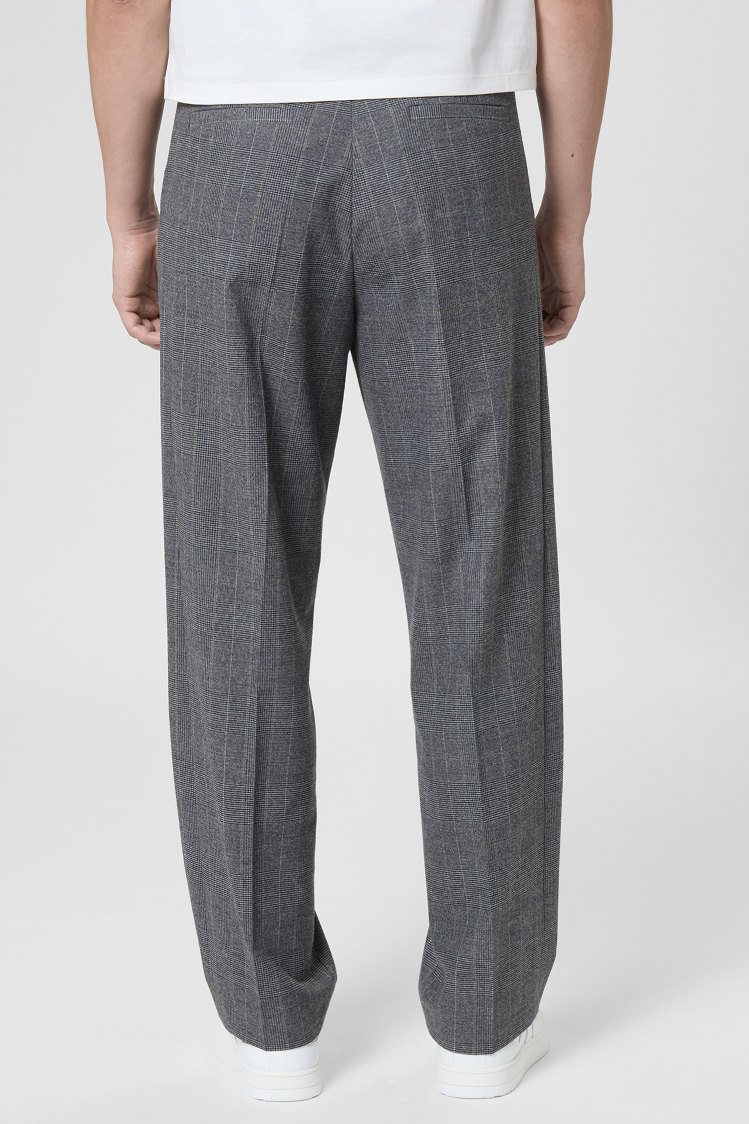 Чоловічі сірі картаті брюки HUGO 50544680;030