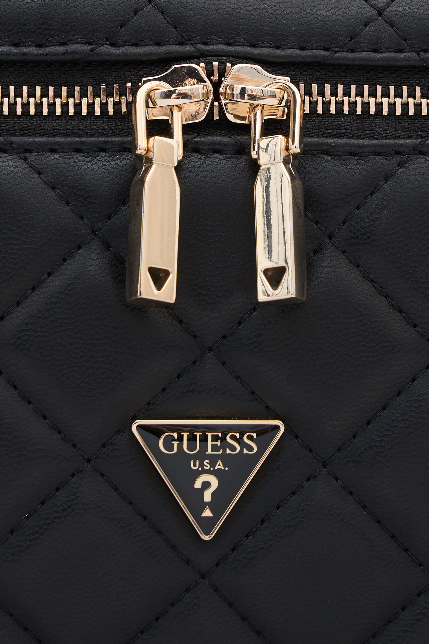 Жіноча чорна сумка Guess HWQG24.56770;BLA