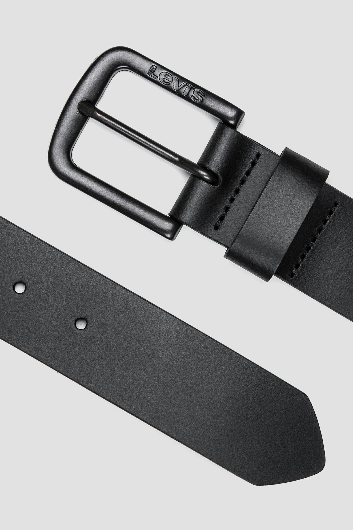 Мужской черный кожаный ремень Levi’s® 38019;0153