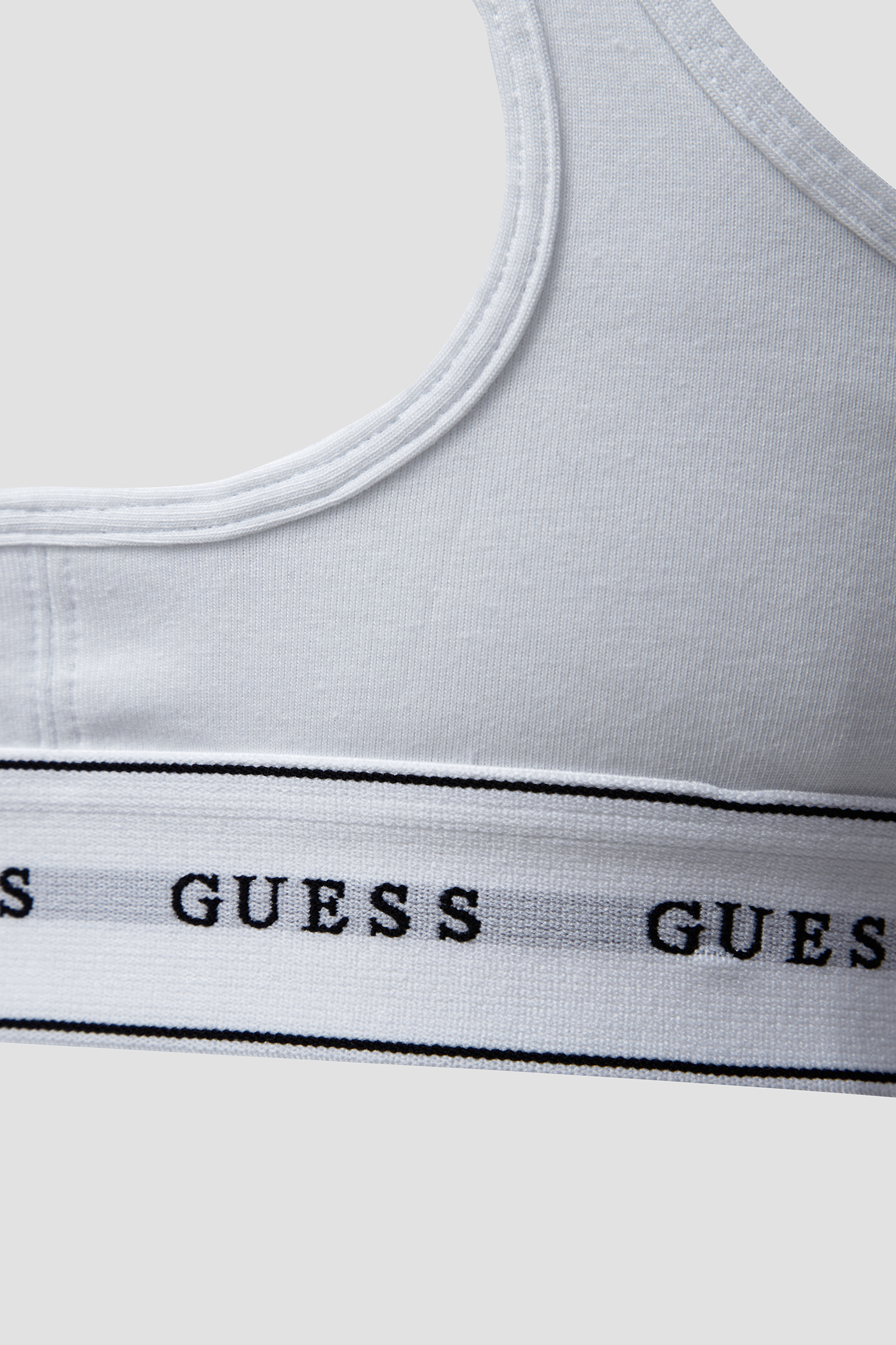 Женский белый бюстгальтер Guess O1GC15.KBBU1;G011