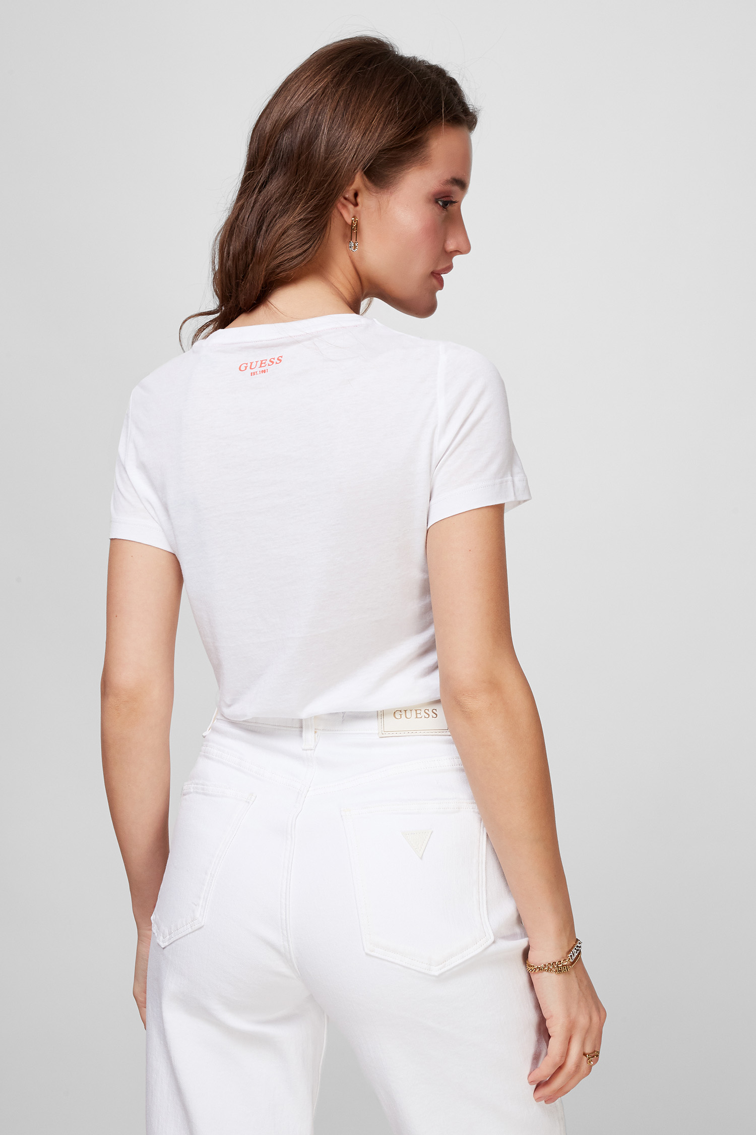 Женская белая футболка Guess W2RI14.K9RV0;G011