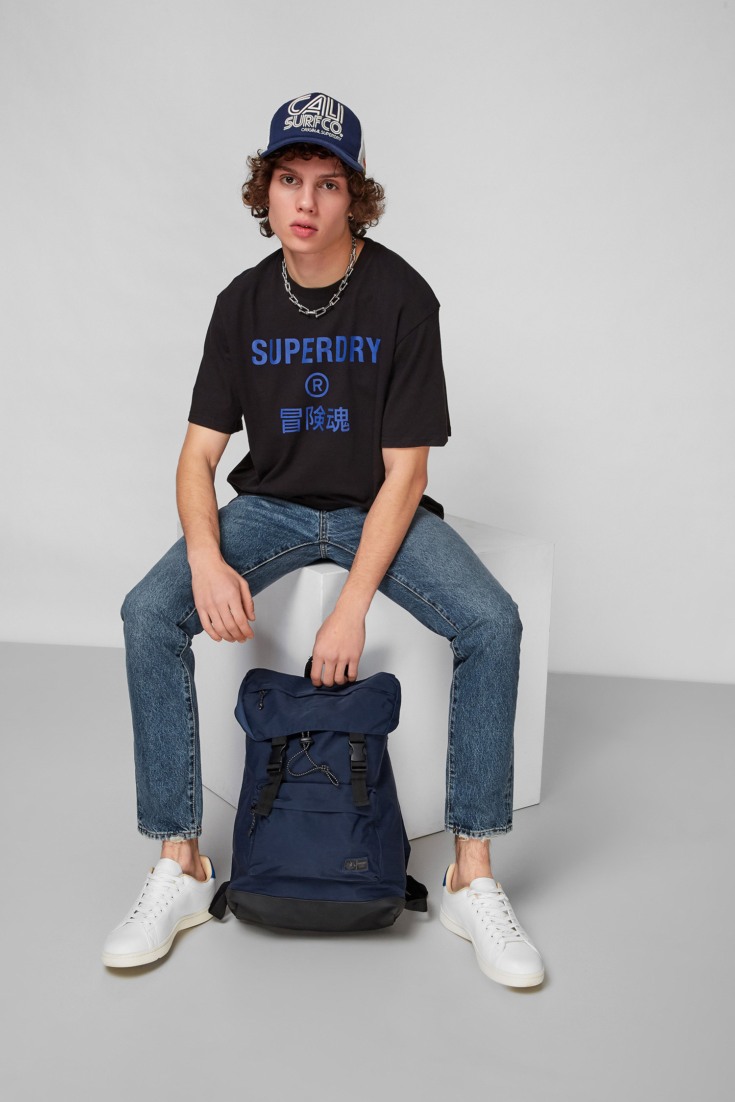 Чоловіча чорна футболка SuperDry M1011156A;02A