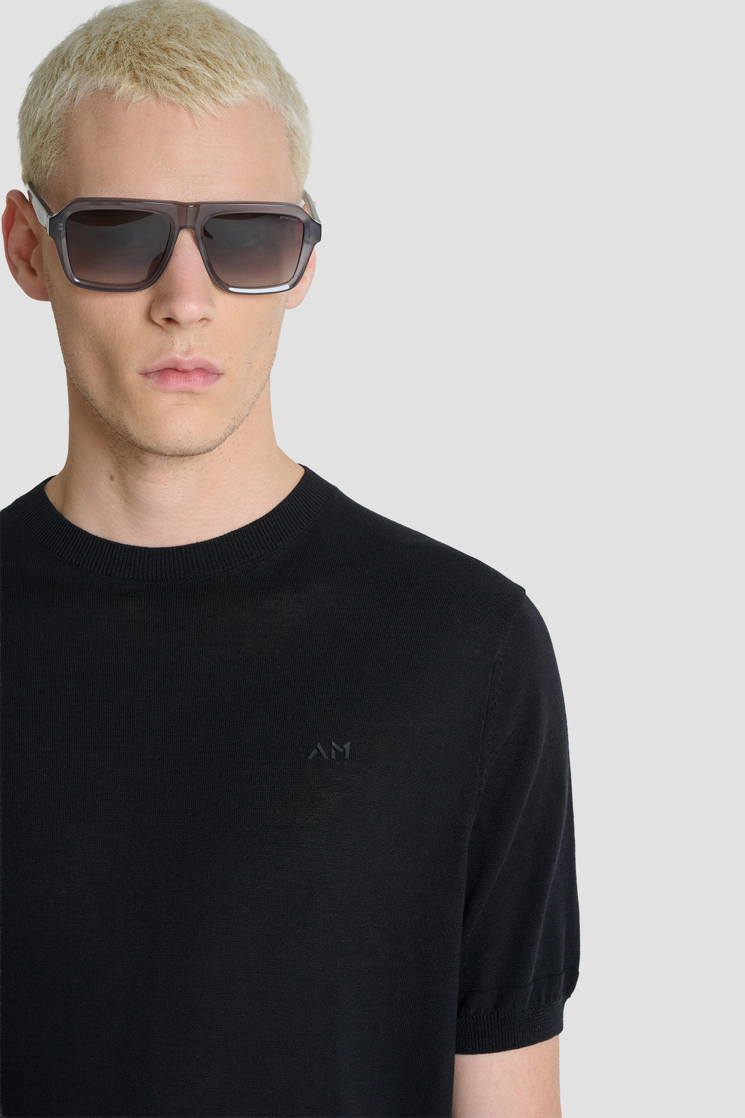 Мужской черный джемпер Antony Morato MMSW01597.YA200076;9000