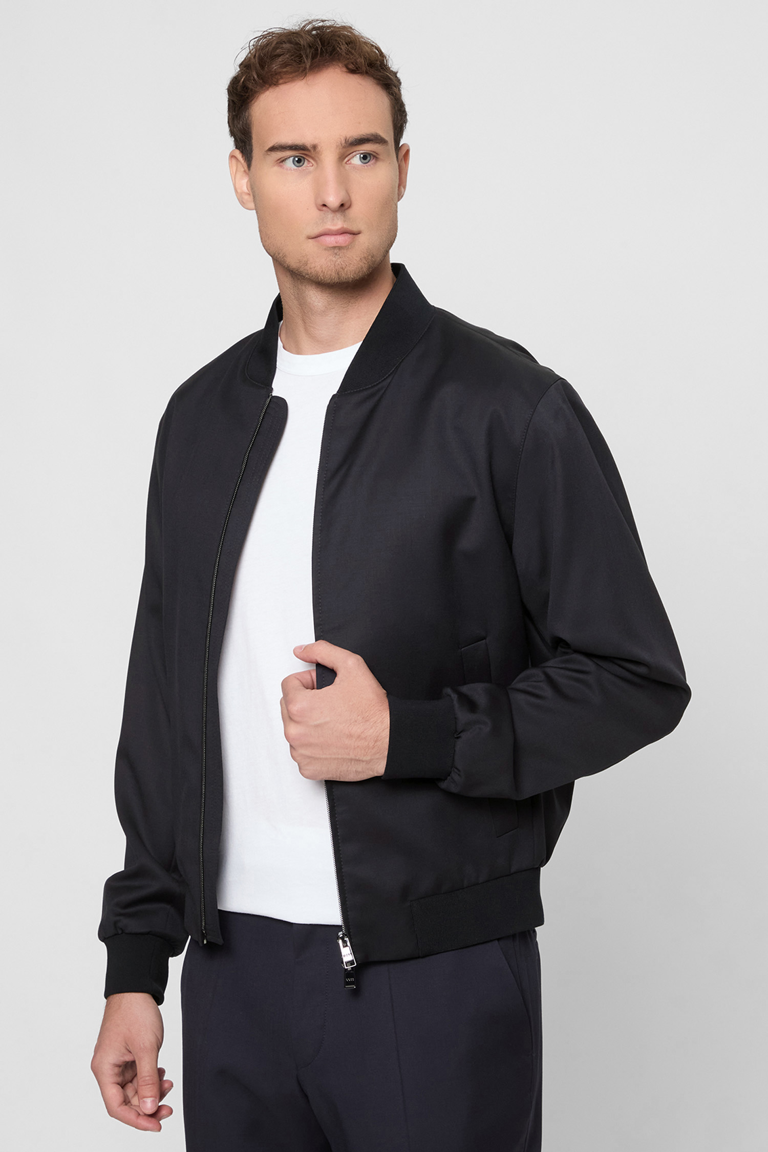 Чоловічий темно-синій вовняний бомбер BOSS 50474269;401