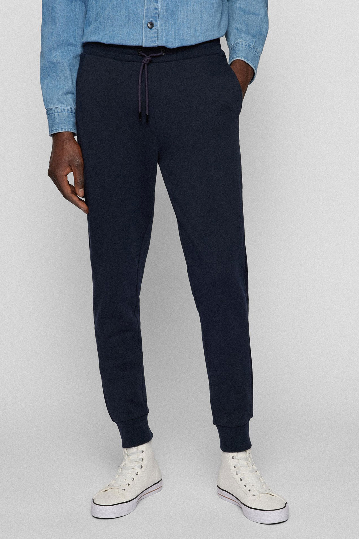 Чоловічі темно-сині спортивні брюки BOSS 50471974;404
