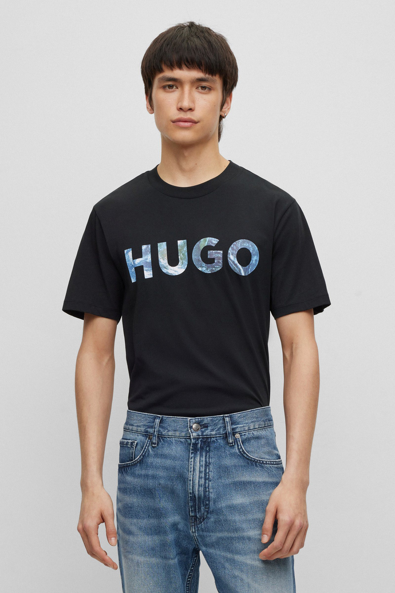 Мужская черная футболка HUGO 50501984;001