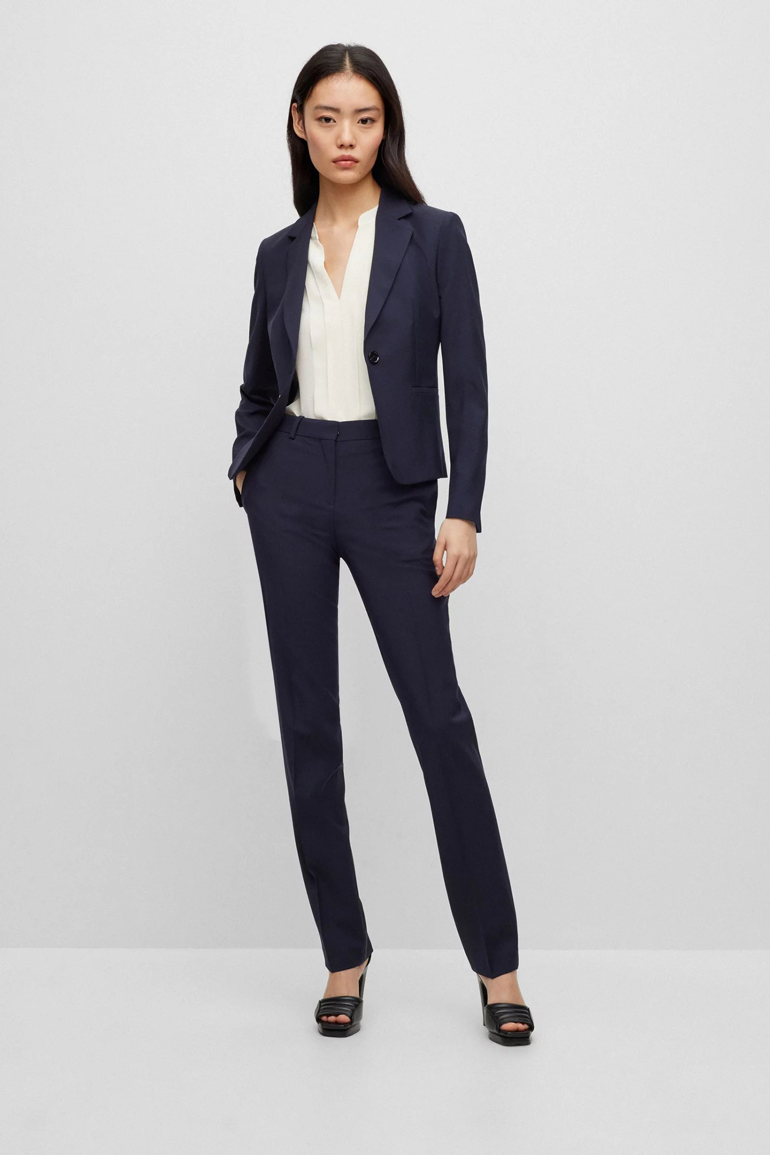 Женская белая шелковая блуза BOSS 50494739;118