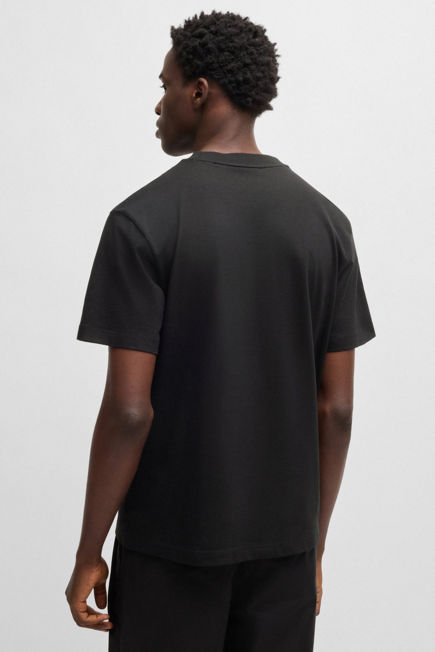 Мужская черная футболка HUGO 50538254;001