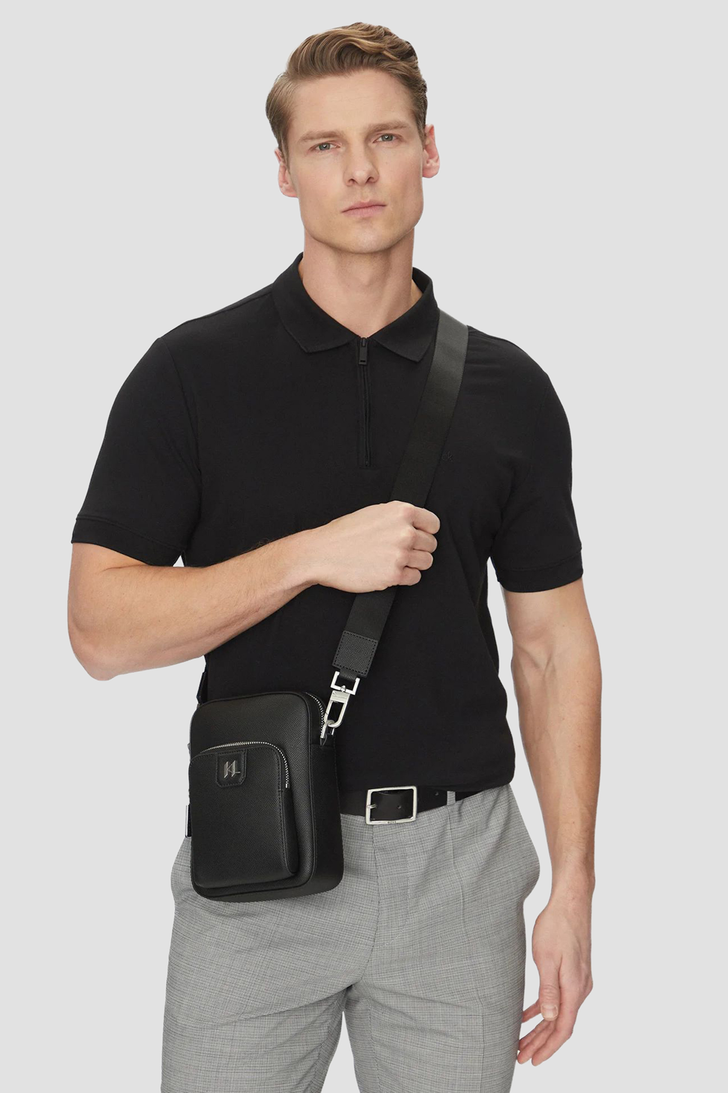 Чоловіча чорна шкіряна сумка Karl Lagerfeld A1M30097;999
